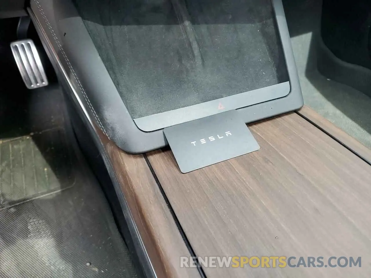 7 fotografías del automóvil dañado 5YJSA1E56PF520120 TESLA MODEL S 2023