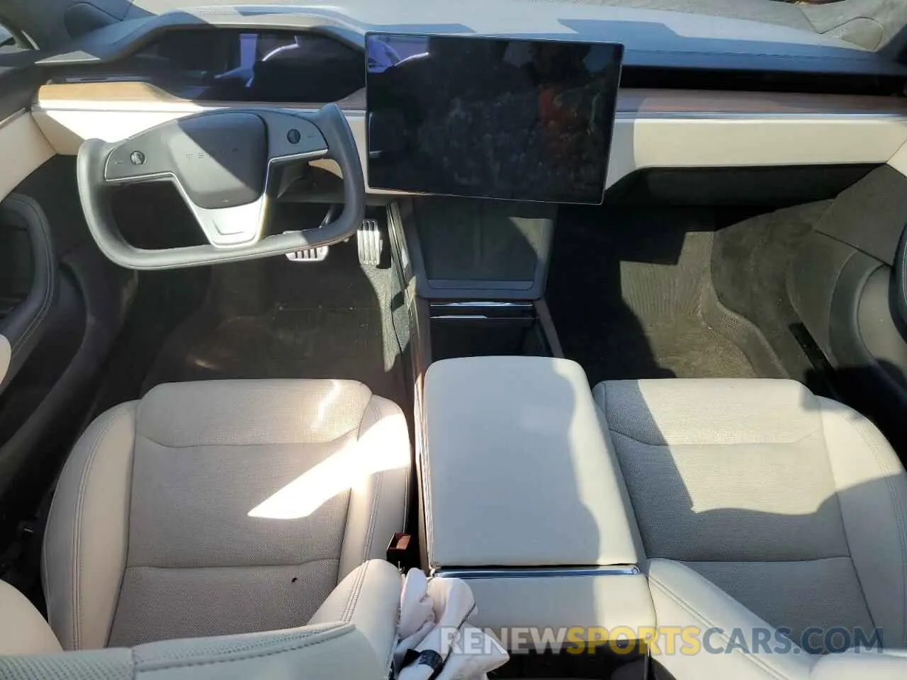8 fotografías del automóvil dañado 5YJSA1E56PF520120 TESLA MODEL S 2023