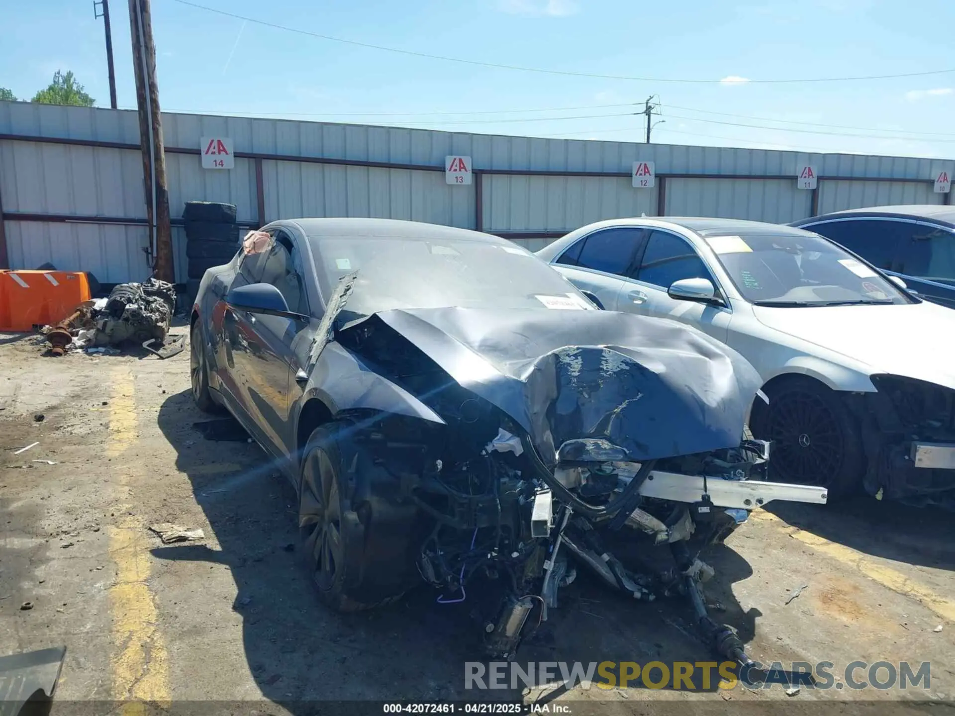 1 fotografías del automóvil dañado 5YJSA1E57PF499455 TESLA MODEL S 2023