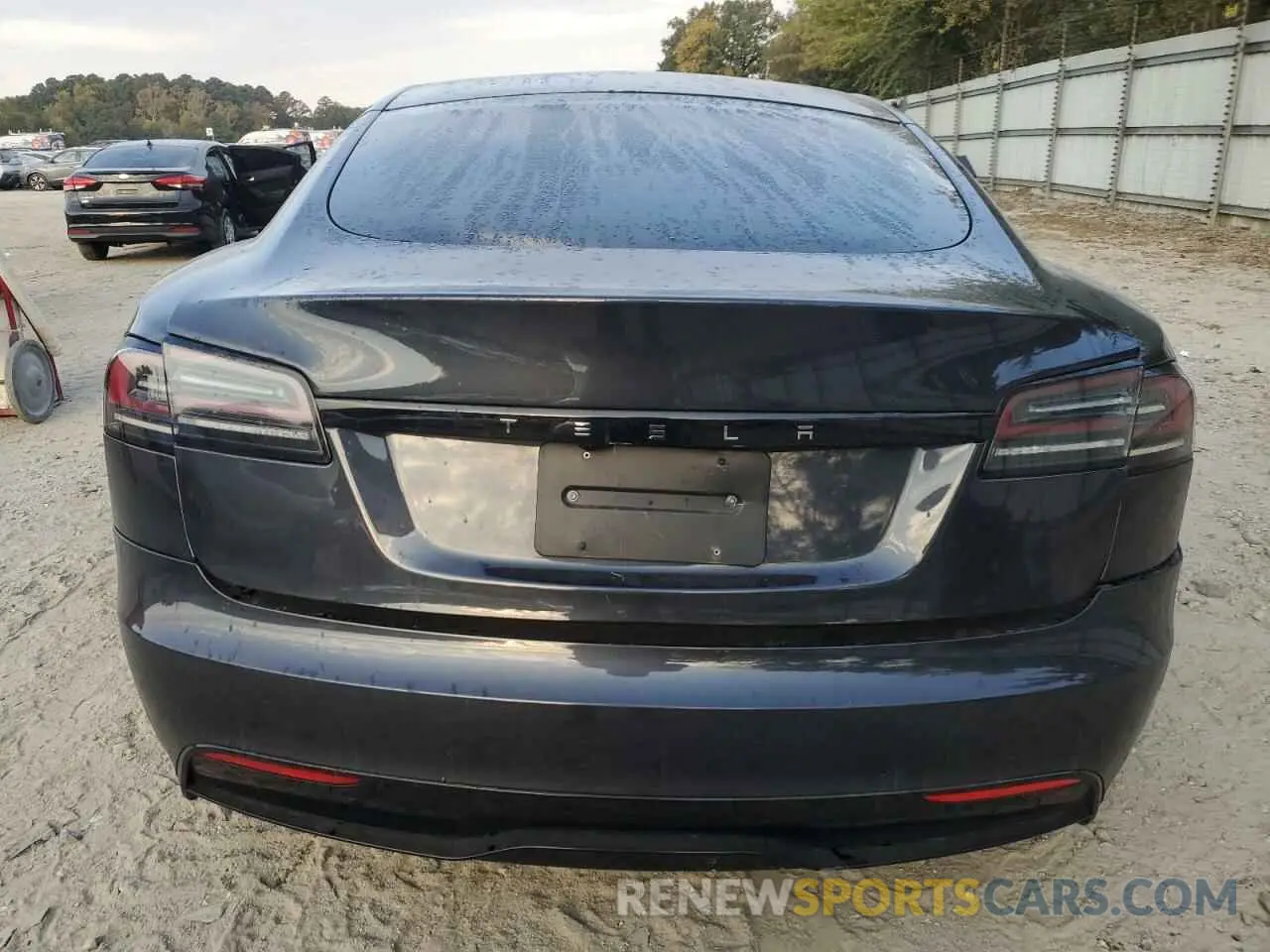 6 fotografías del automóvil dañado 5YJSA1E59PF527417 TESLA MODEL S 2023