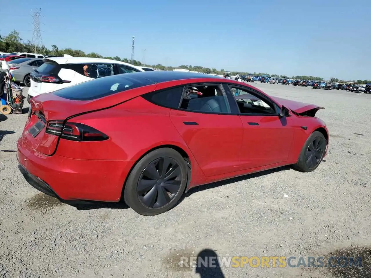 3 fotografías del automóvil dañado 5YJSA1E5XPF499692 TESLA MODEL S 2023