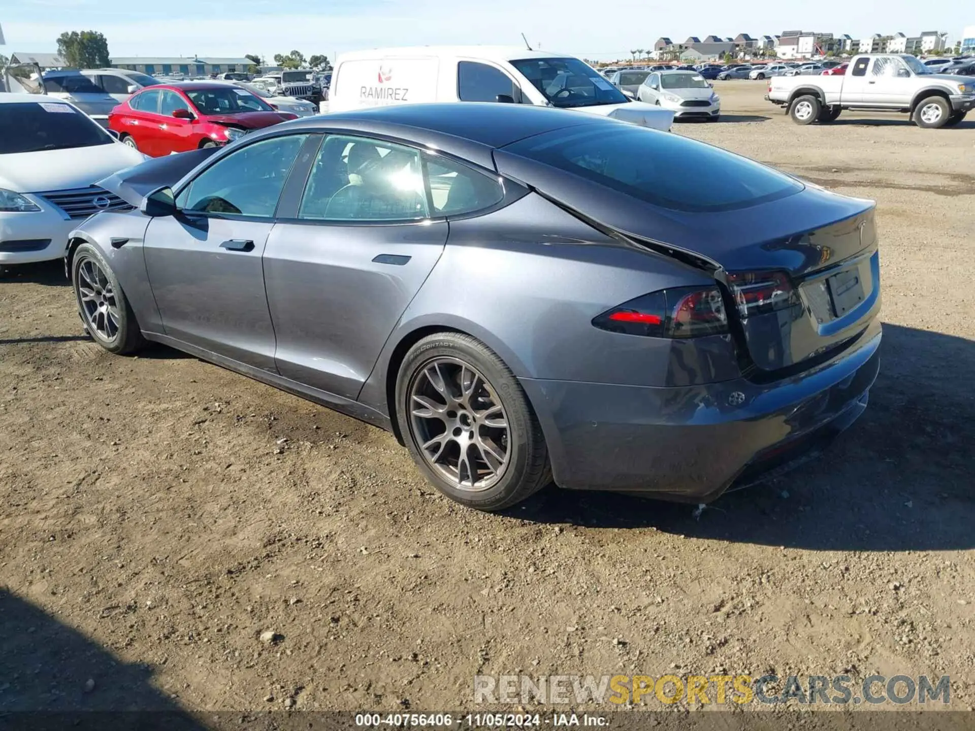 3 fotografías del automóvil dañado 5YJSA1E5XPF500341 TESLA MODEL S 2023
