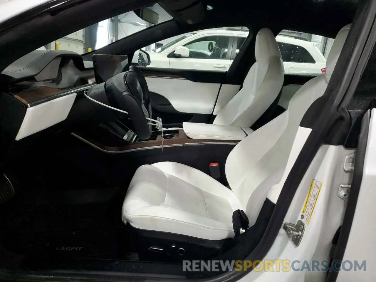 7 fotografías del automóvil dañado 5YJSA1E5XPF500758 TESLA MODEL S 2023
