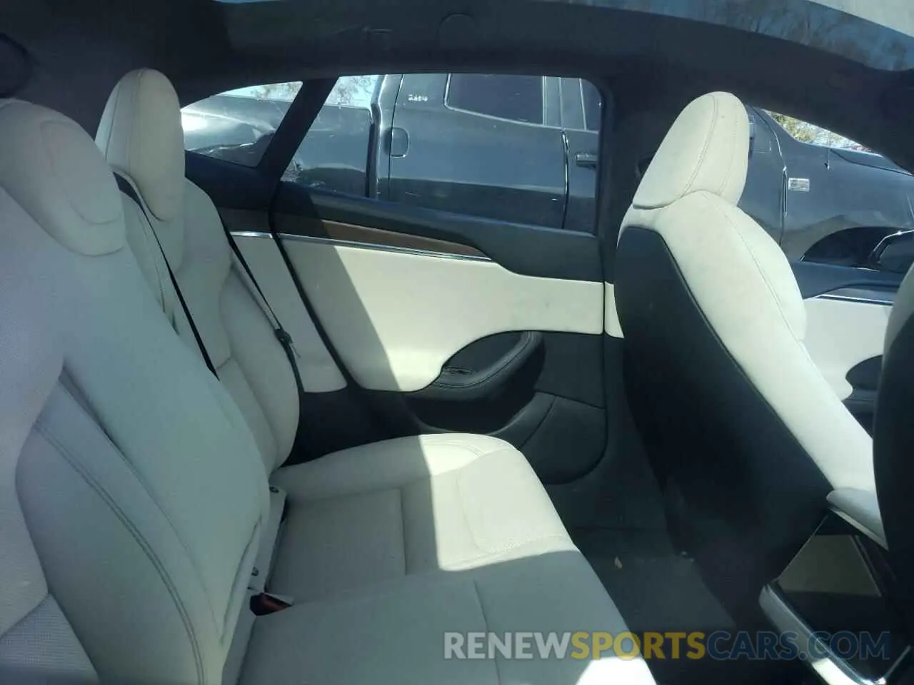 10 fotografías del automóvil dañado 5YJSA1E5XPF512330 TESLA MODEL S 2023