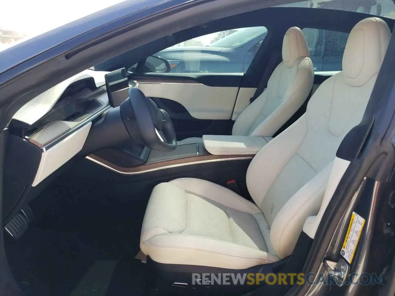 7 fotografías del automóvil dañado 5YJSA1E5XPF512330 TESLA MODEL S 2023