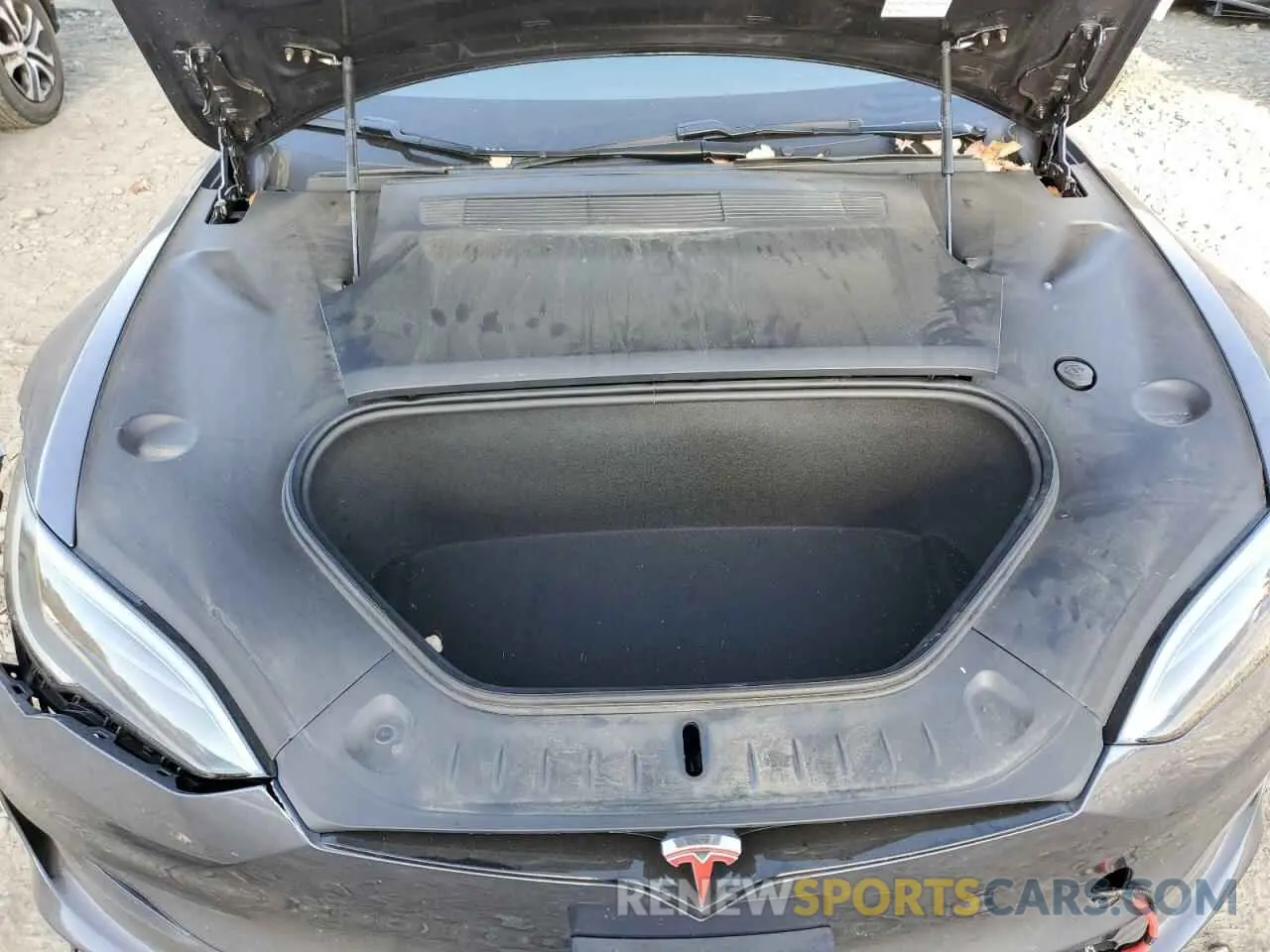 11 fotografías del automóvil dañado 5YJSA1E60PF508053 TESLA MODEL S 2023