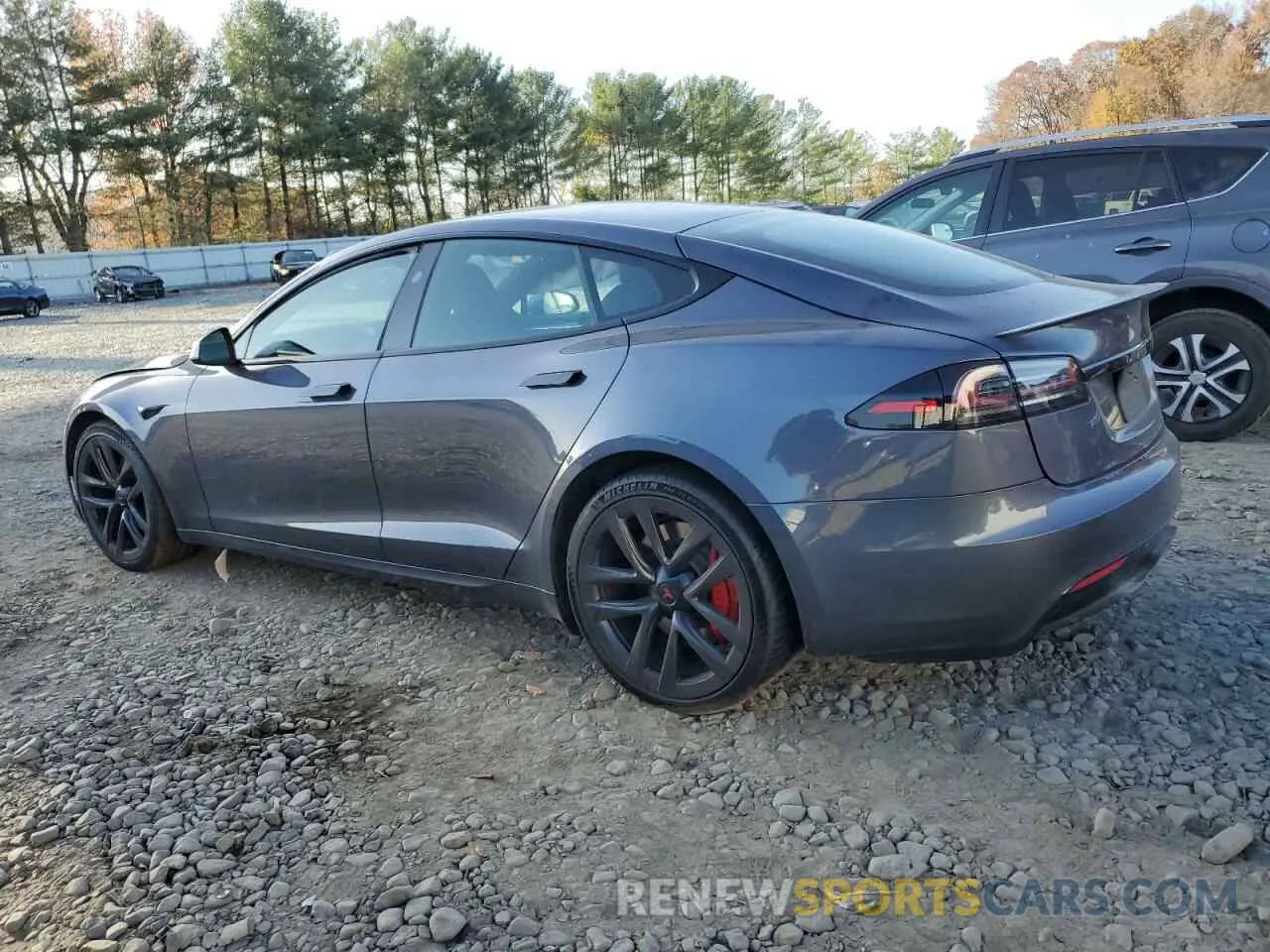 2 fotografías del automóvil dañado 5YJSA1E60PF508053 TESLA MODEL S 2023