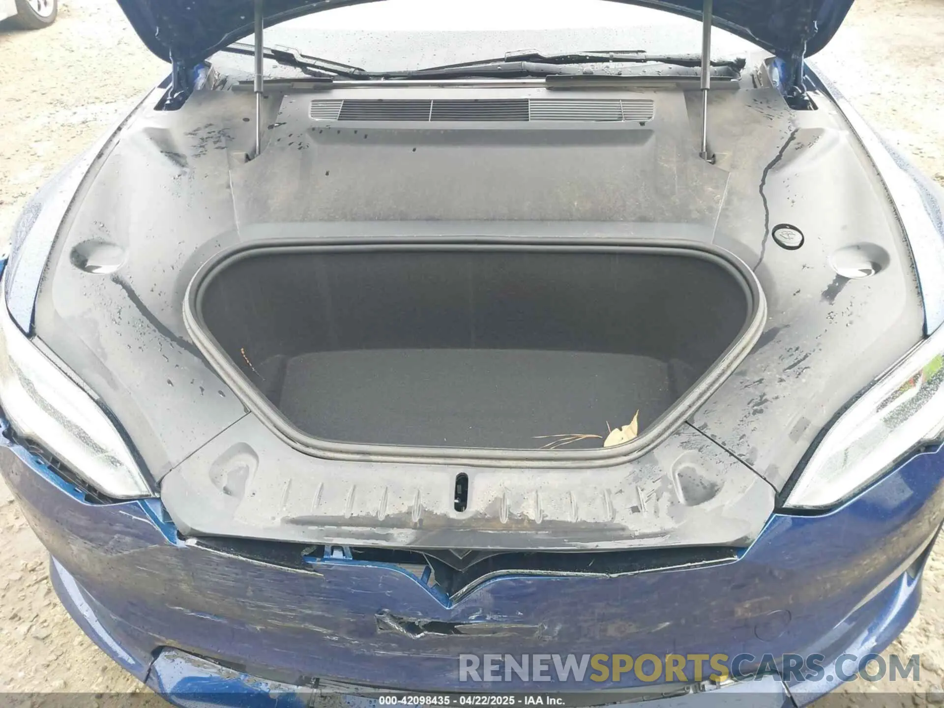 10 fotografías del automóvil dañado 5YJSA1E64PF525308 TESLA MODEL S 2023