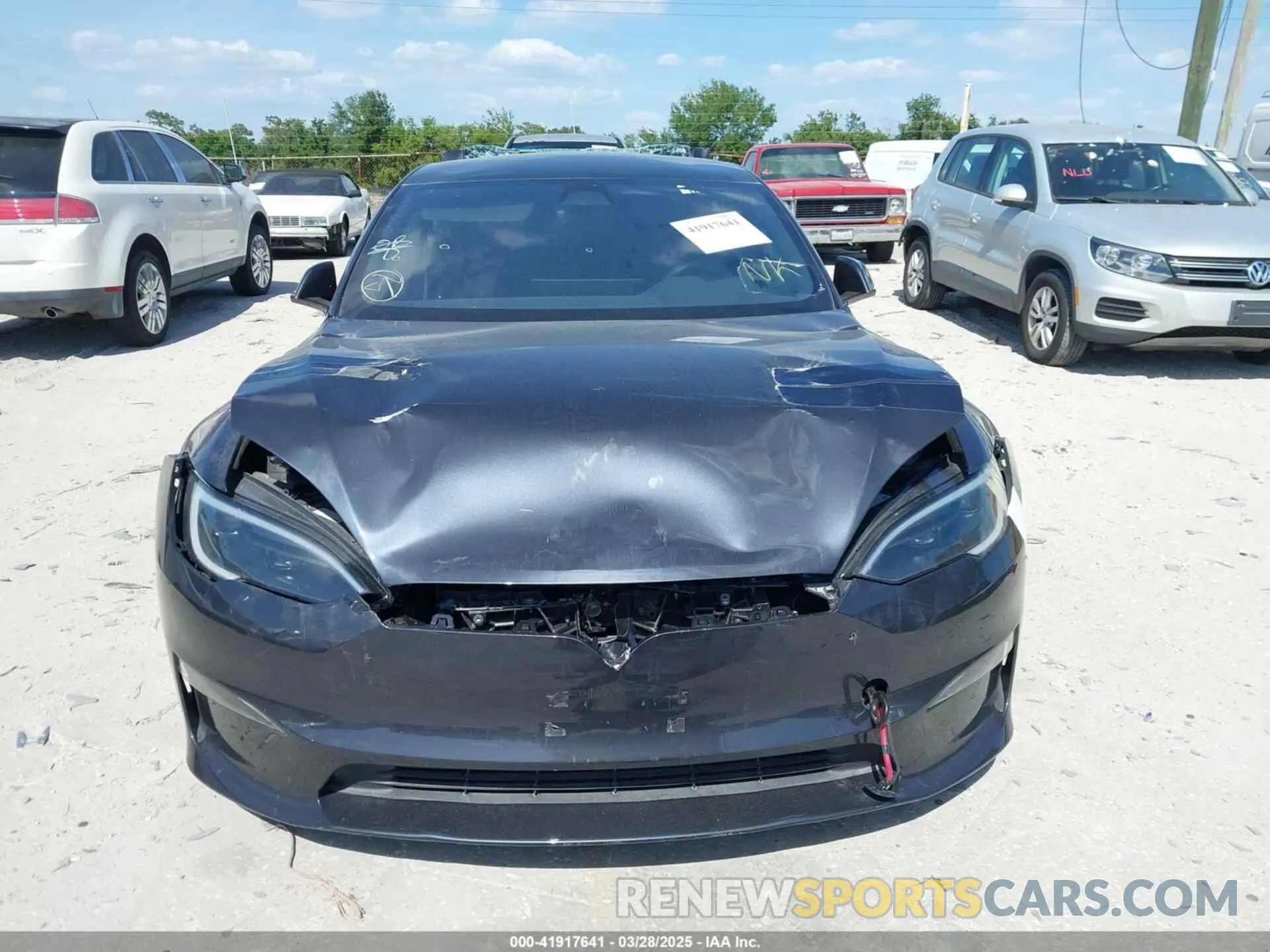 11 fotografías del automóvil dañado 5YJSA1E66PF528906 TESLA MODEL S 2023