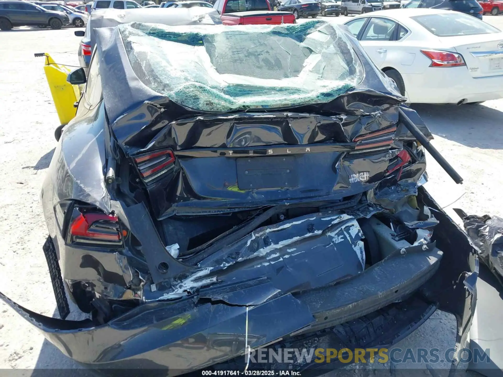 6 fotografías del automóvil dañado 5YJSA1E66PF528906 TESLA MODEL S 2023