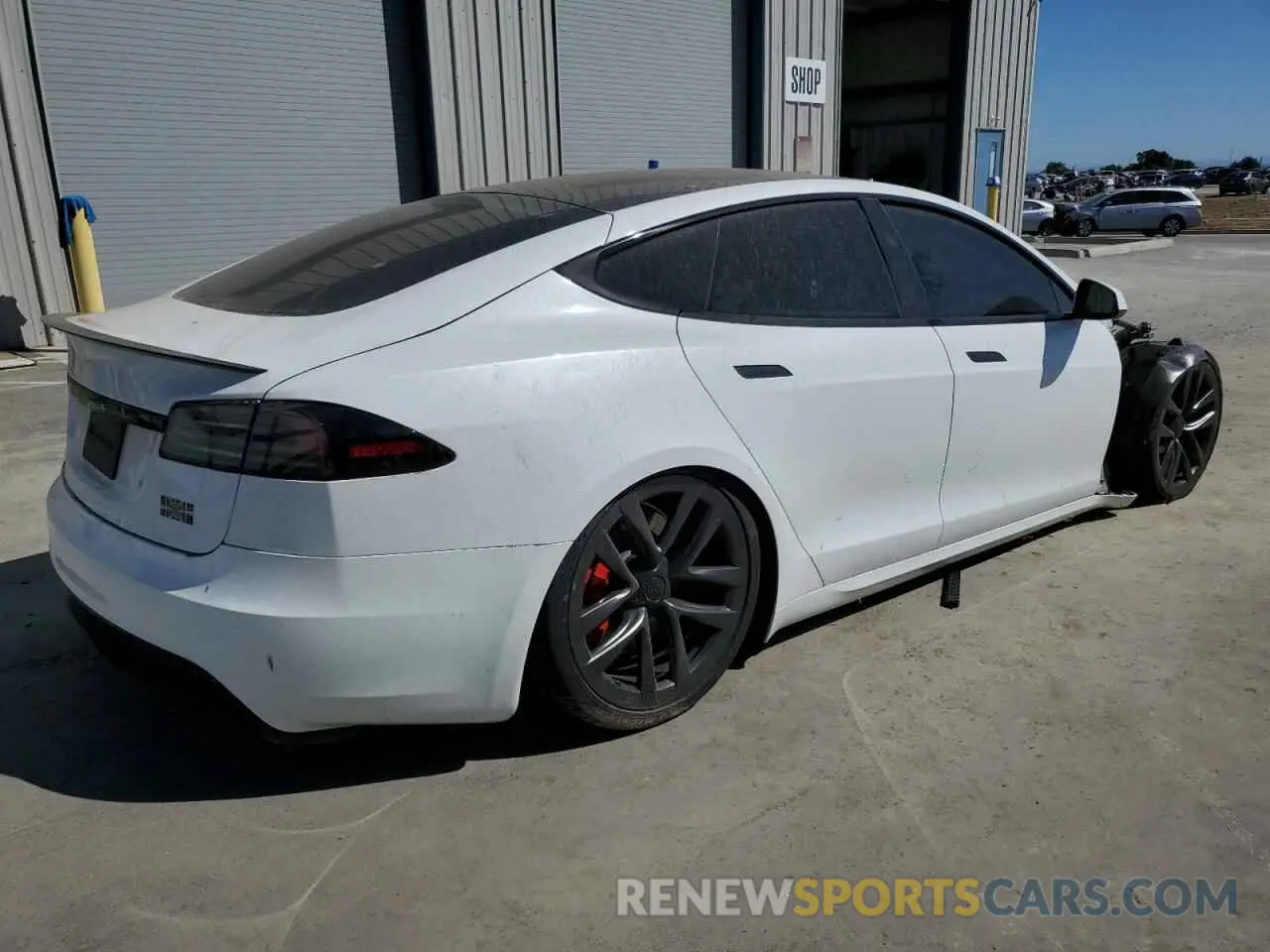 3 fotografías del automóvil dañado 5YJSA1E67PF525531 TESLA MODEL S 2023