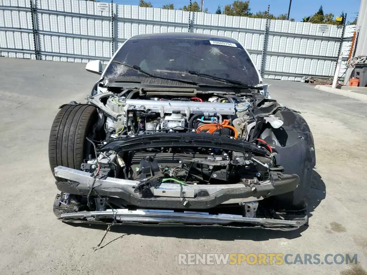 5 fotografías del automóvil dañado 5YJSA1E67PF525531 TESLA MODEL S 2023
