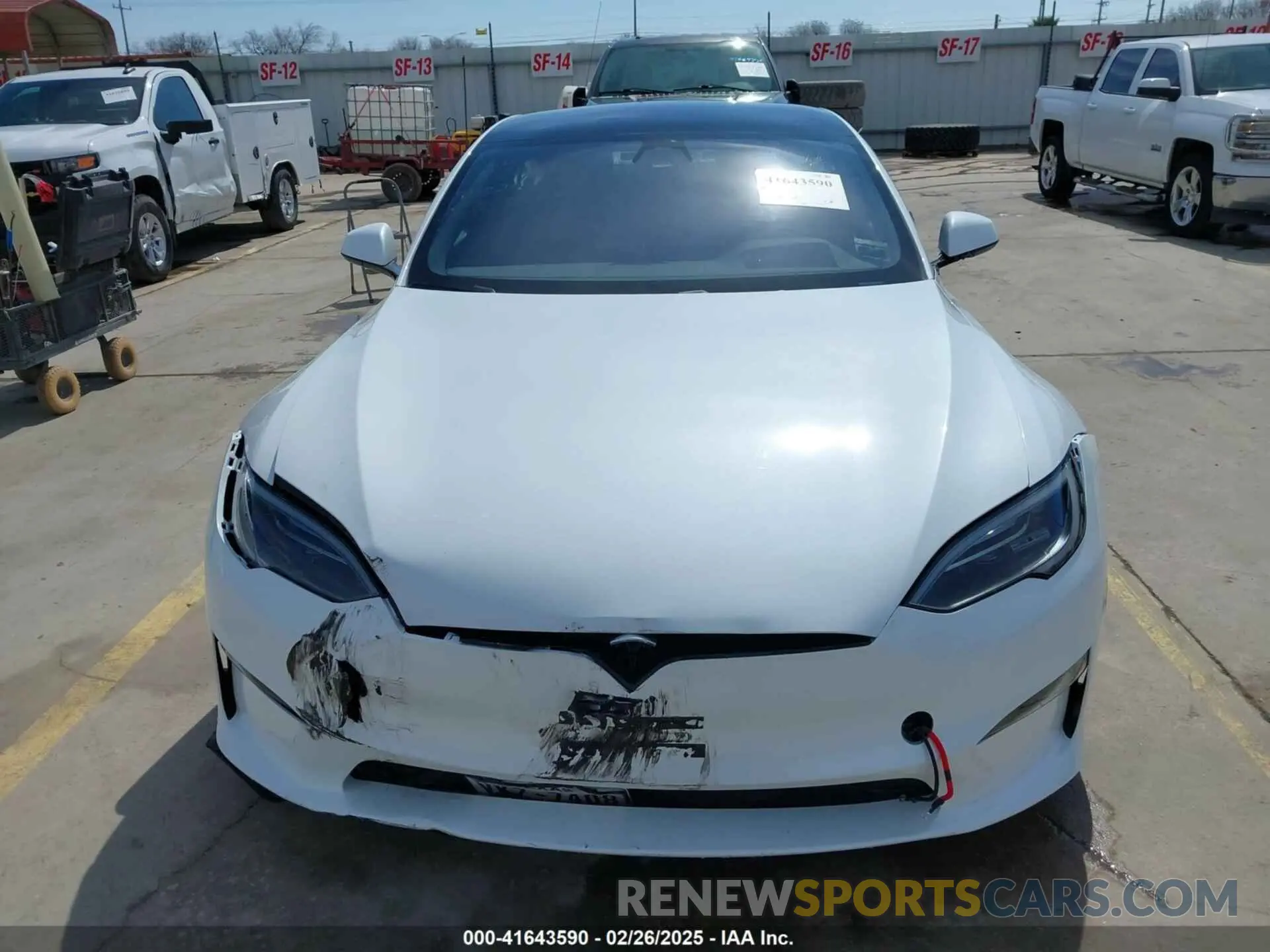 12 fotografías del automóvil dañado 5YJSA1E52RF538021 TESLA MODEL S 2024