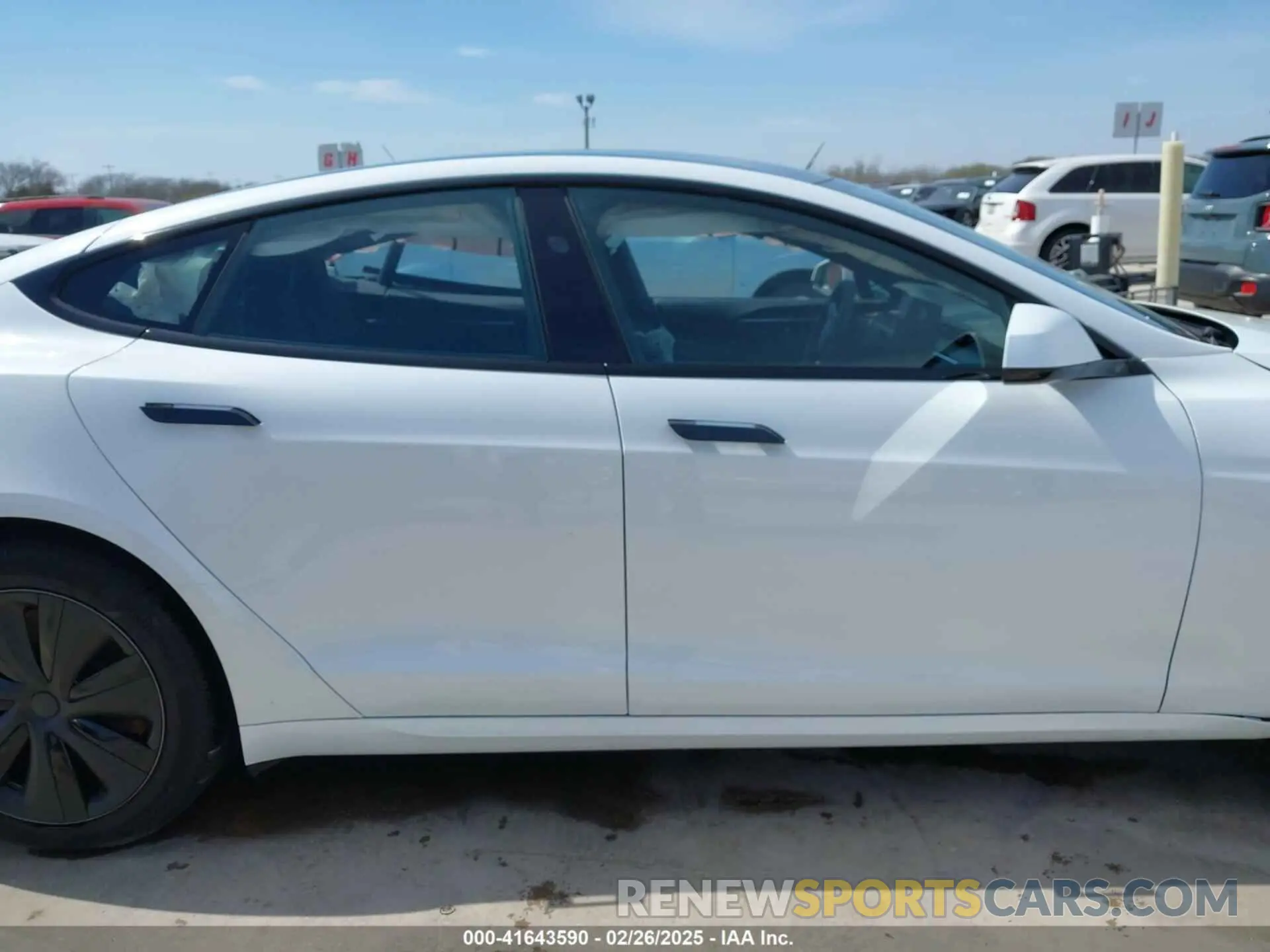 13 fotografías del automóvil dañado 5YJSA1E52RF538021 TESLA MODEL S 2024