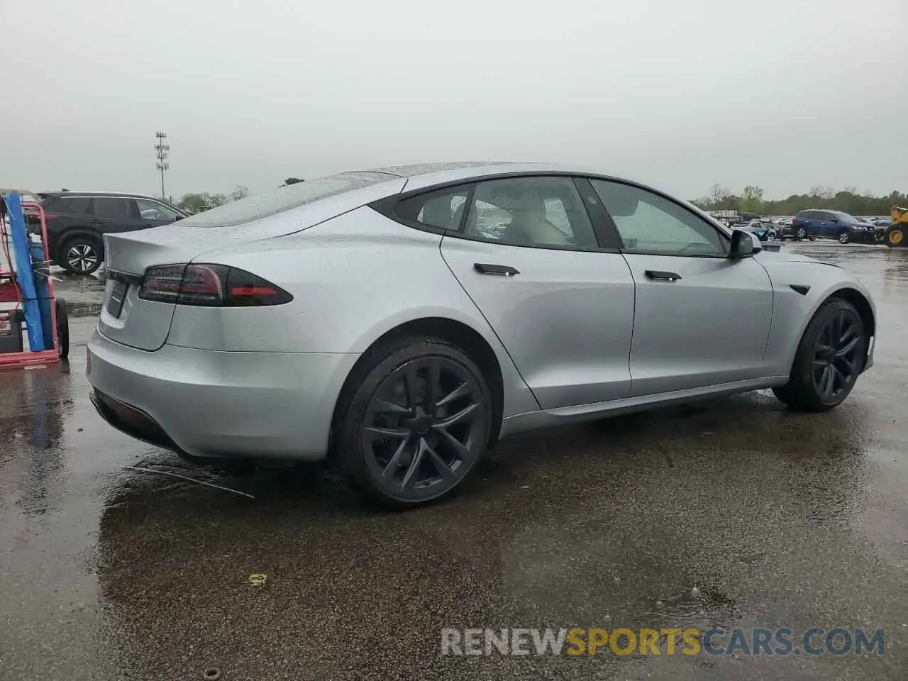 3 fotografías del automóvil dañado 5YJSA1E53RF542174 TESLA MODEL S 2024