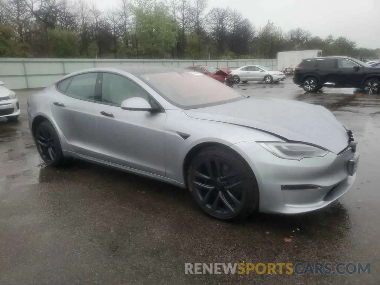 4 fotografías del automóvil dañado 5YJSA1E53RF542174 TESLA MODEL S 2024