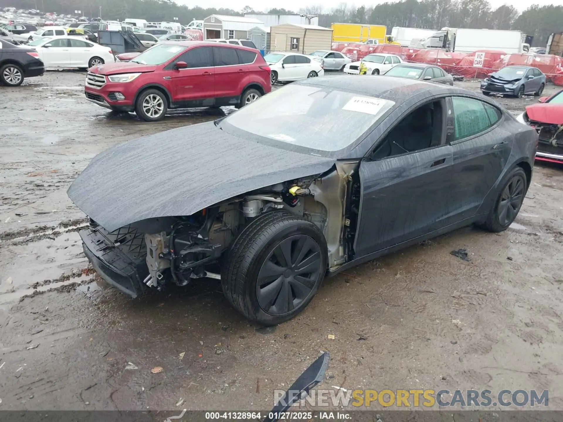 2 fotografías del automóvil dañado 5YJSA1E55RF537803 TESLA MODEL S 2024