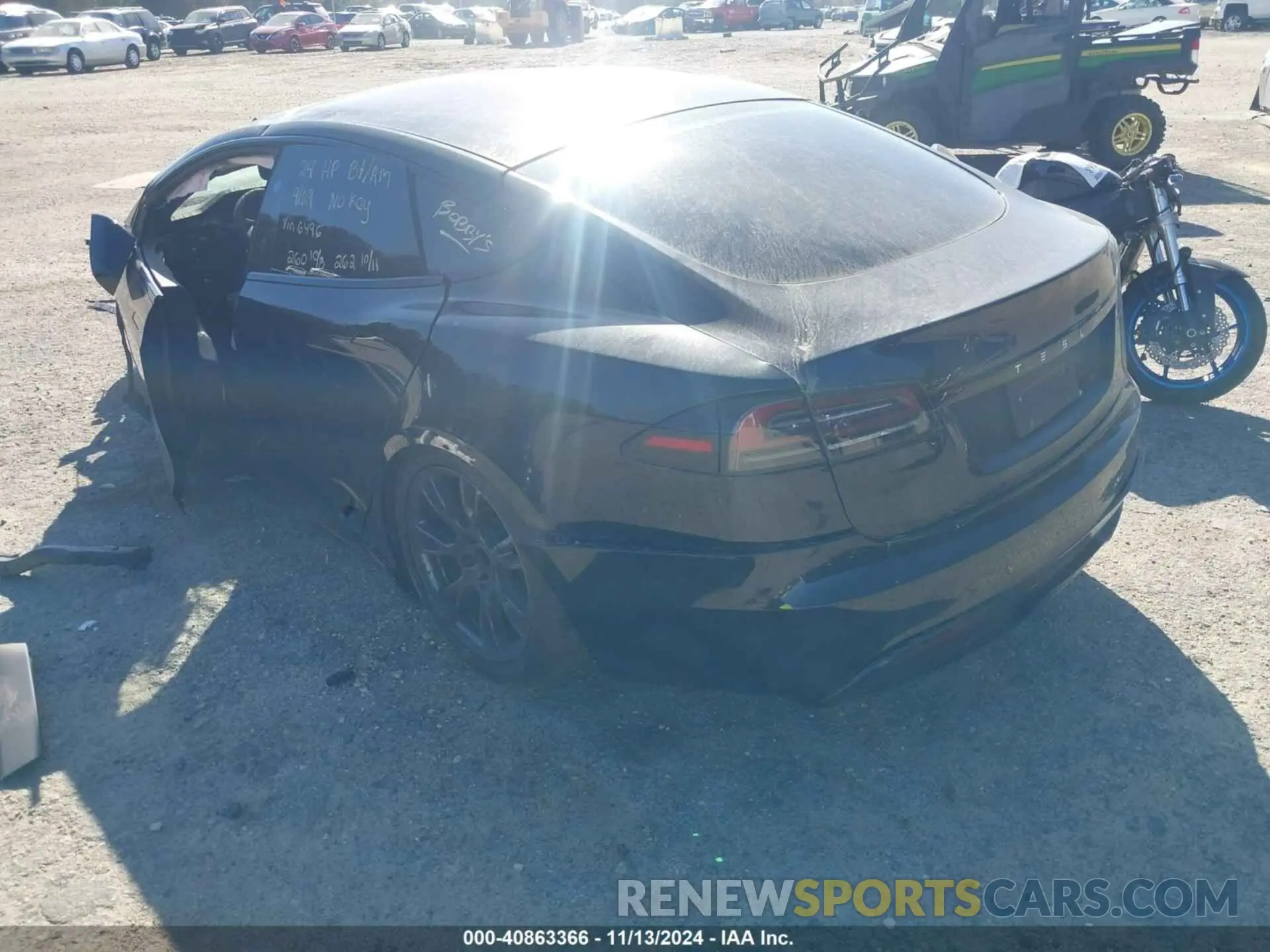 3 fotografías del automóvil dañado 5YJSA1E56RF536496 TESLA MODEL S 2024