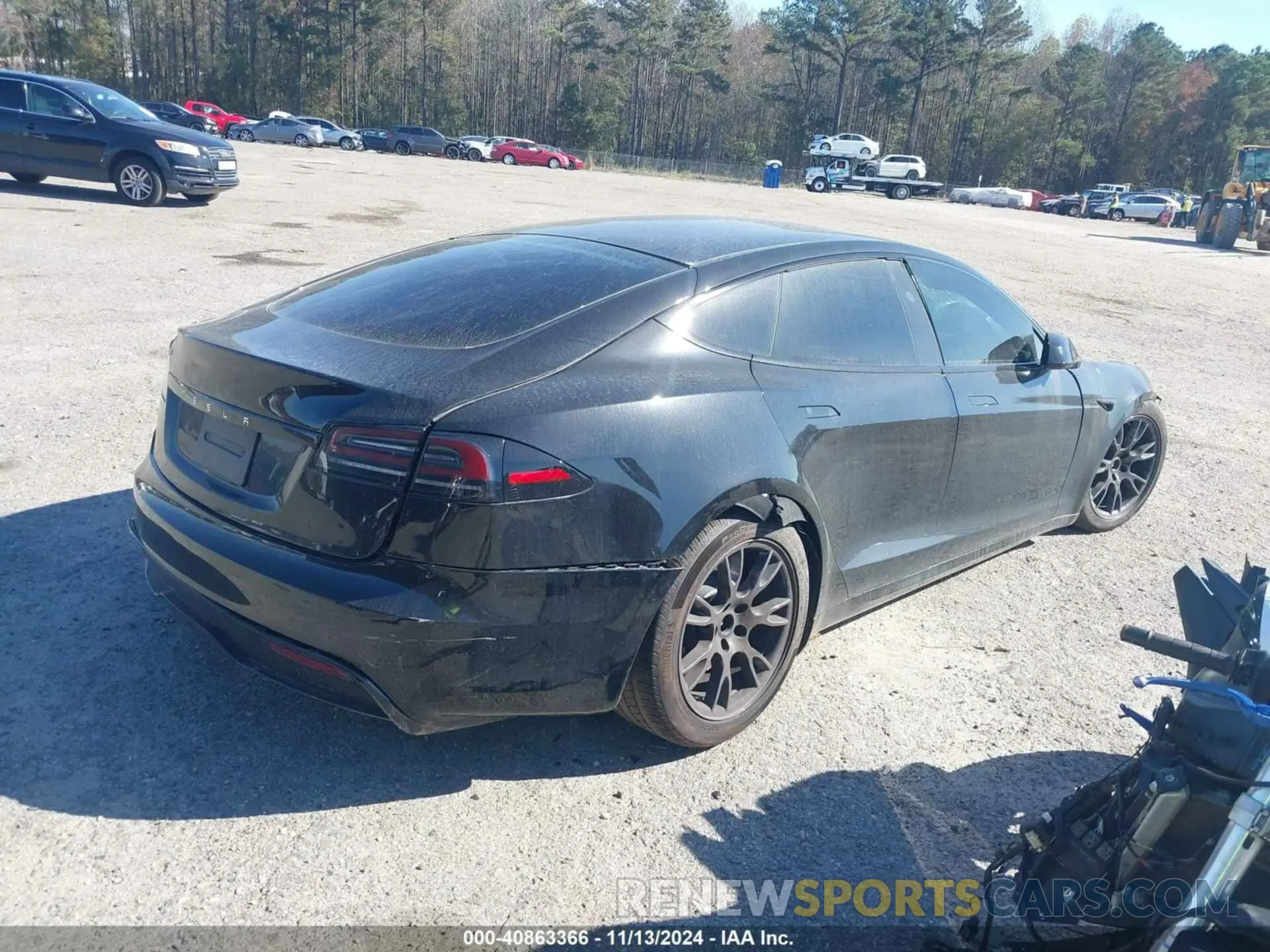 4 fotografías del automóvil dañado 5YJSA1E56RF536496 TESLA MODEL S 2024
