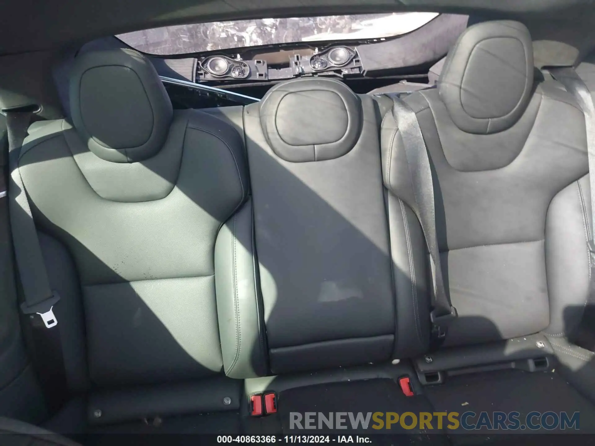 7 fotografías del automóvil dañado 5YJSA1E56RF536496 TESLA MODEL S 2024