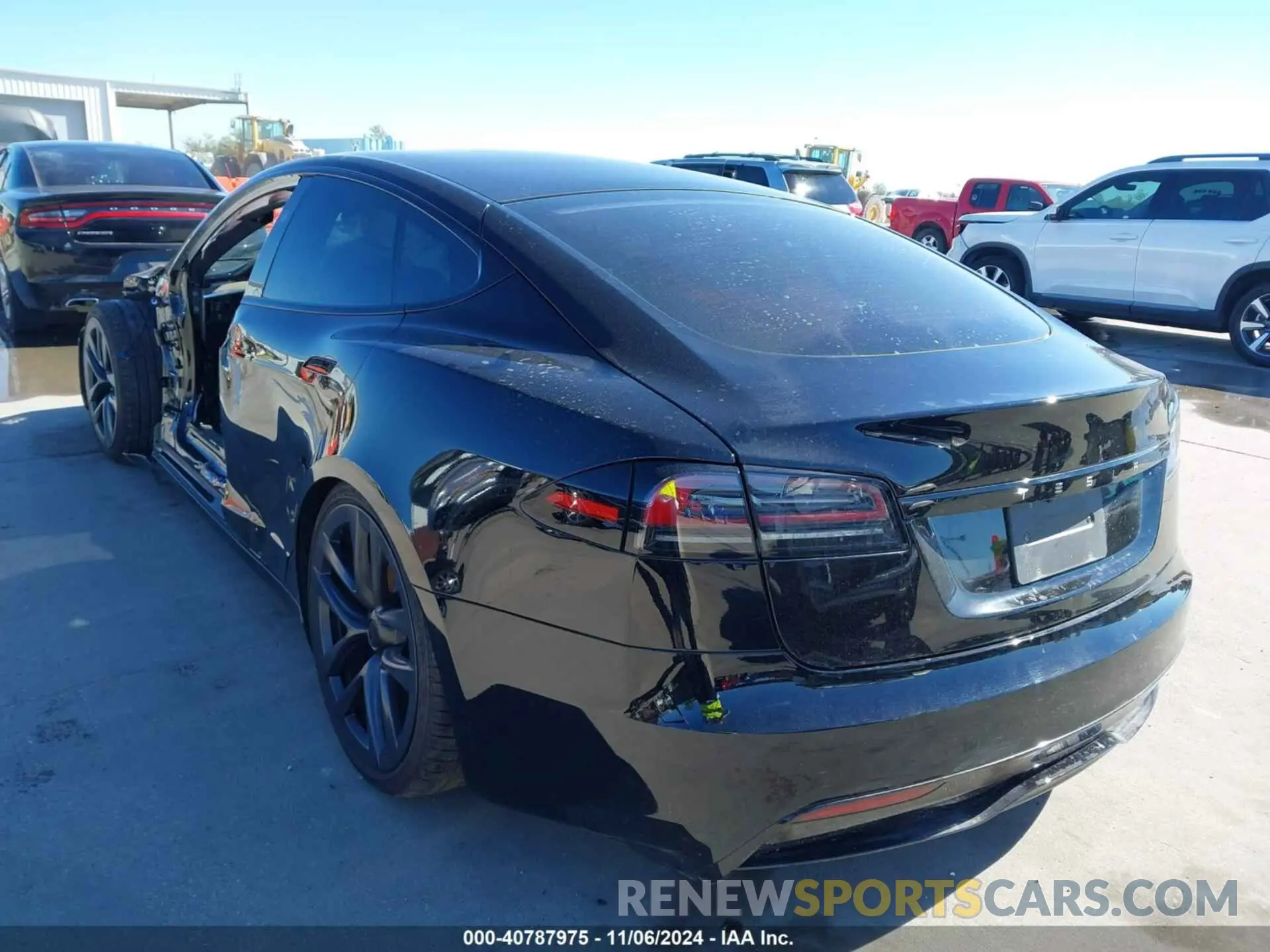 6 fotografías del automóvil dañado 5YJSA1E57RF536538 TESLA MODEL S 2024