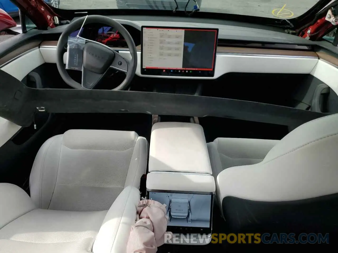 8 fotografías del automóvil dañado 5YJSA1E57RF537950 TESLA MODEL S 2024