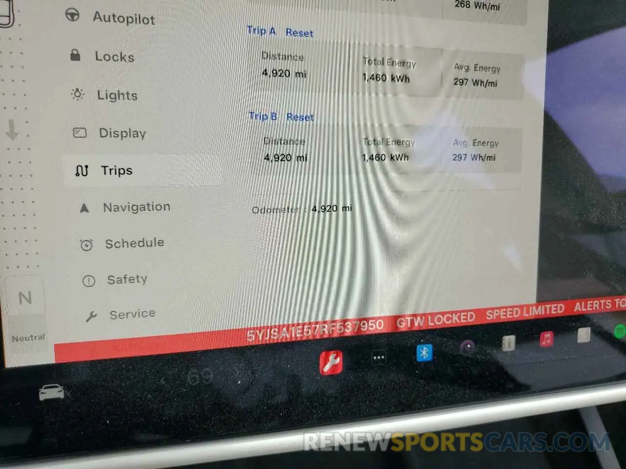 9 fotografías del automóvil dañado 5YJSA1E57RF537950 TESLA MODEL S 2024