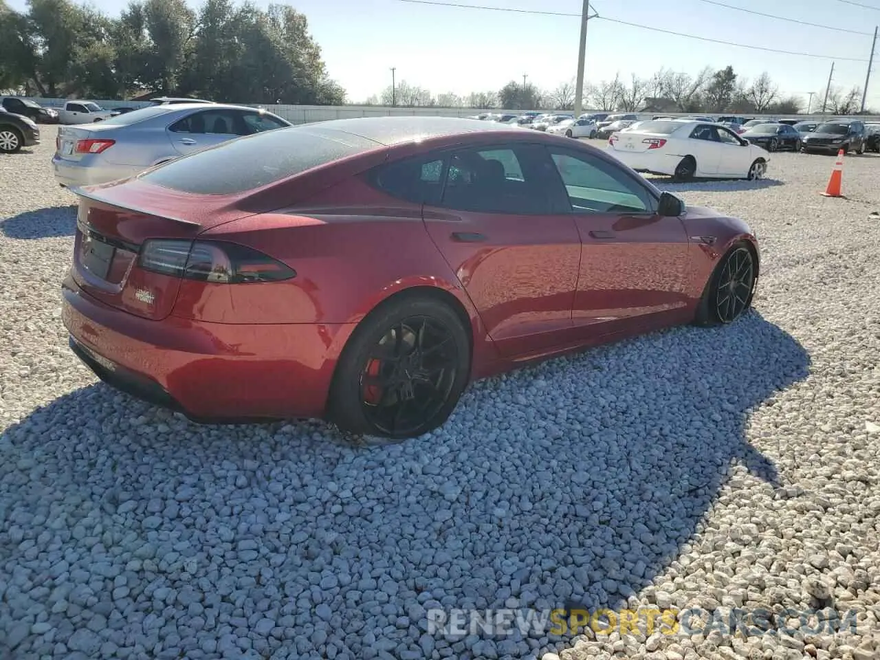 3 fotografías del automóvil dañado 5YJSA1E61RF533045 TESLA MODEL S 2024