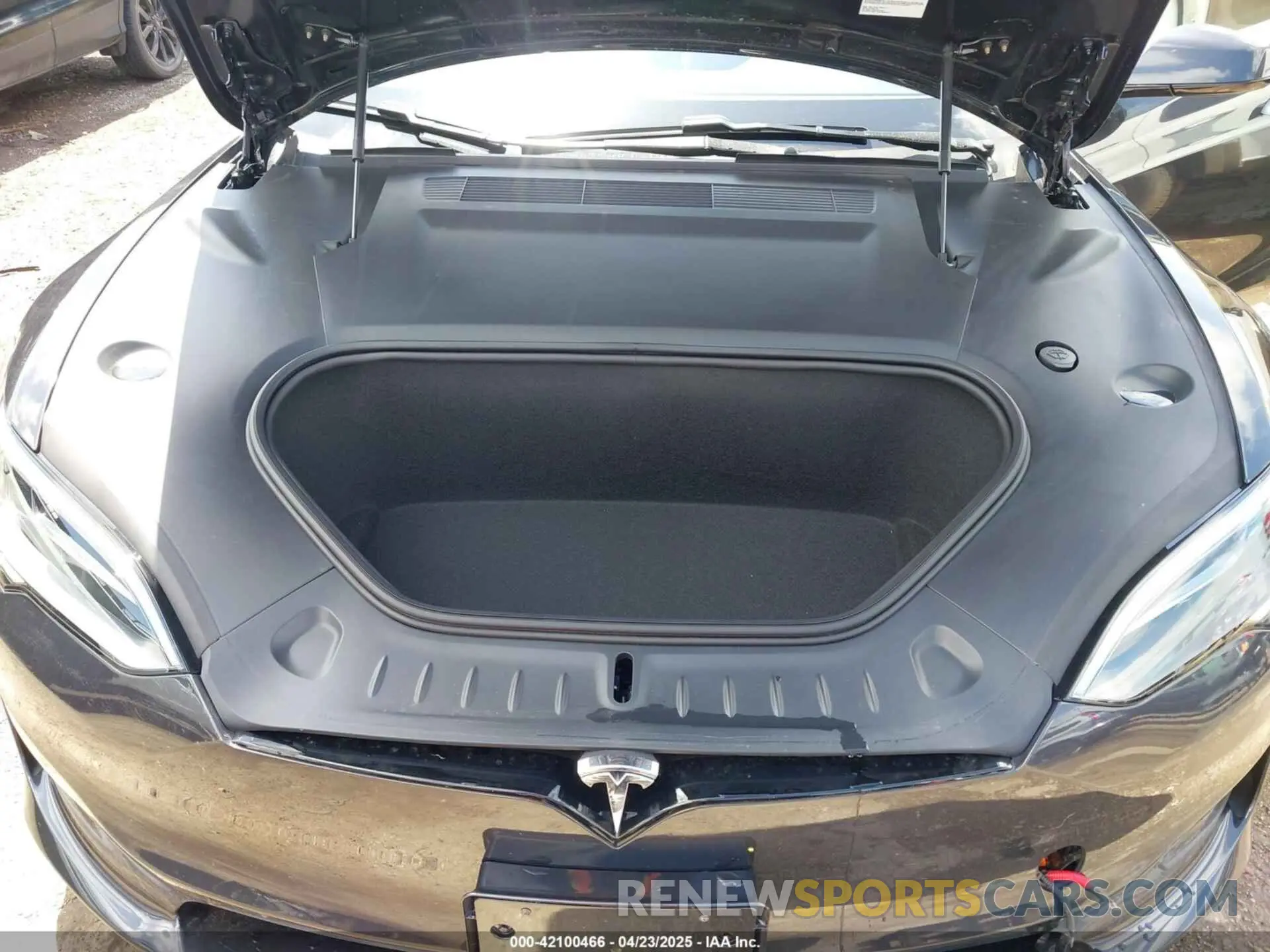 10 fotografías del automóvil dañado 5YJSA1E64RF535646 TESLA MODEL S 2024