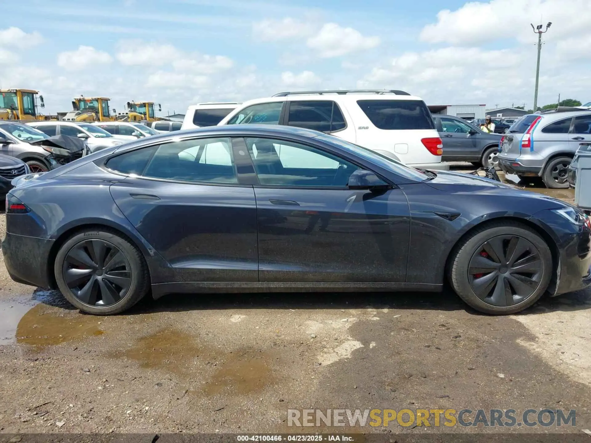 13 fotografías del automóvil dañado 5YJSA1E64RF535646 TESLA MODEL S 2024