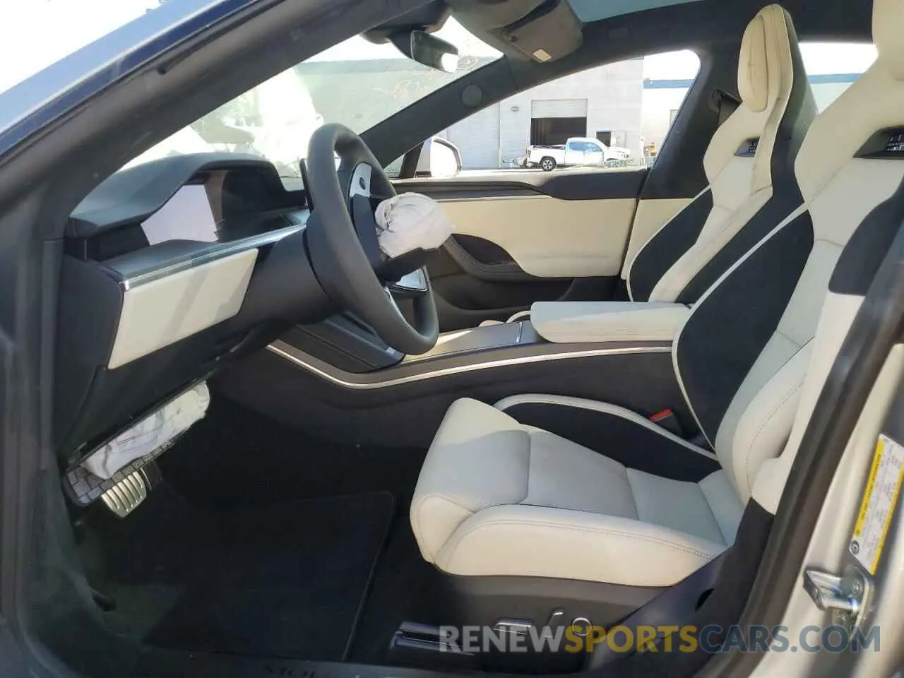 7 fotografías del automóvil dañado 5YJSA1E66RF542811 TESLA MODEL S 2024