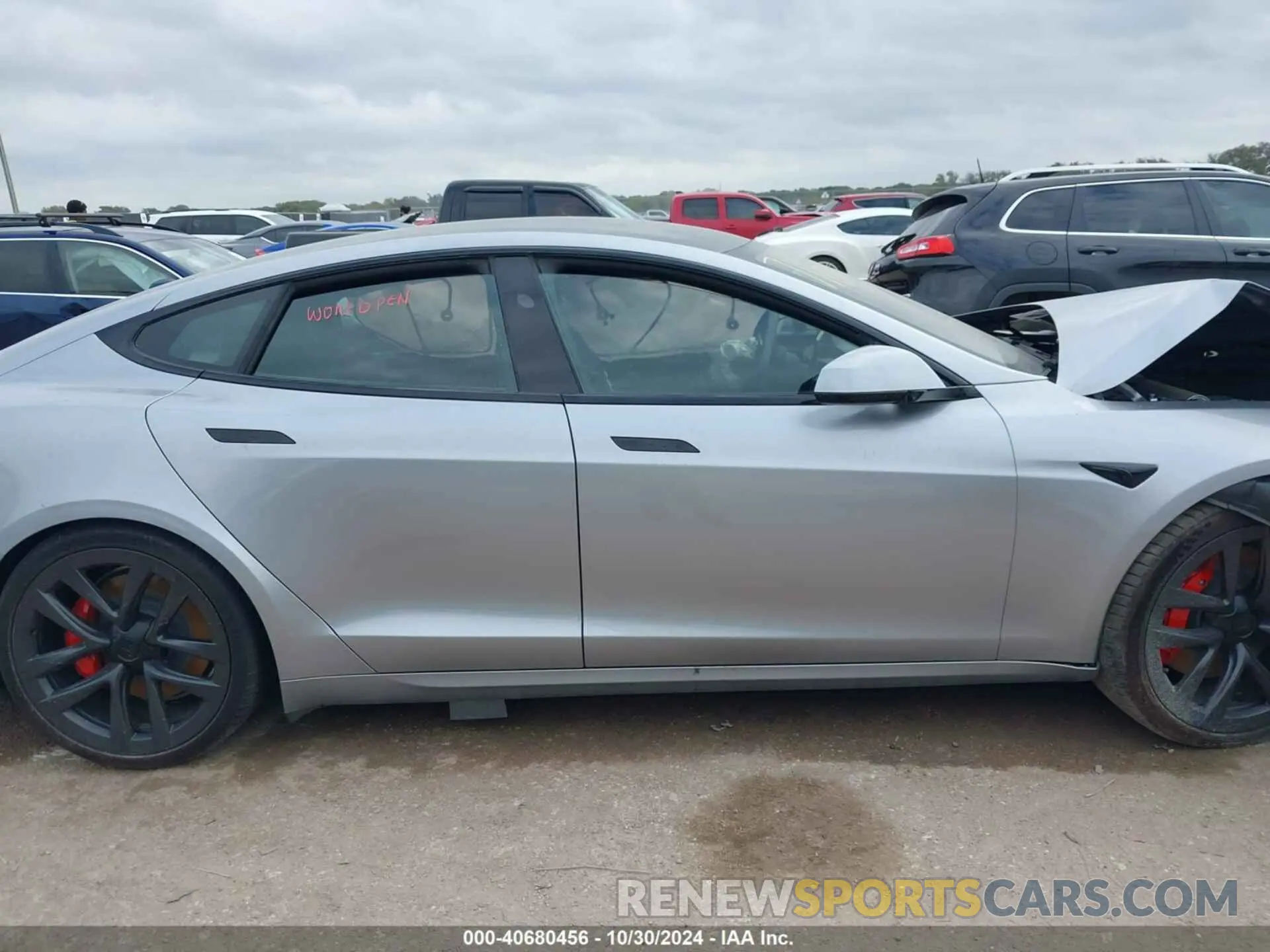 13 fotografías del automóvil dañado 5YJSA1E67RF540176 TESLA MODEL S 2024