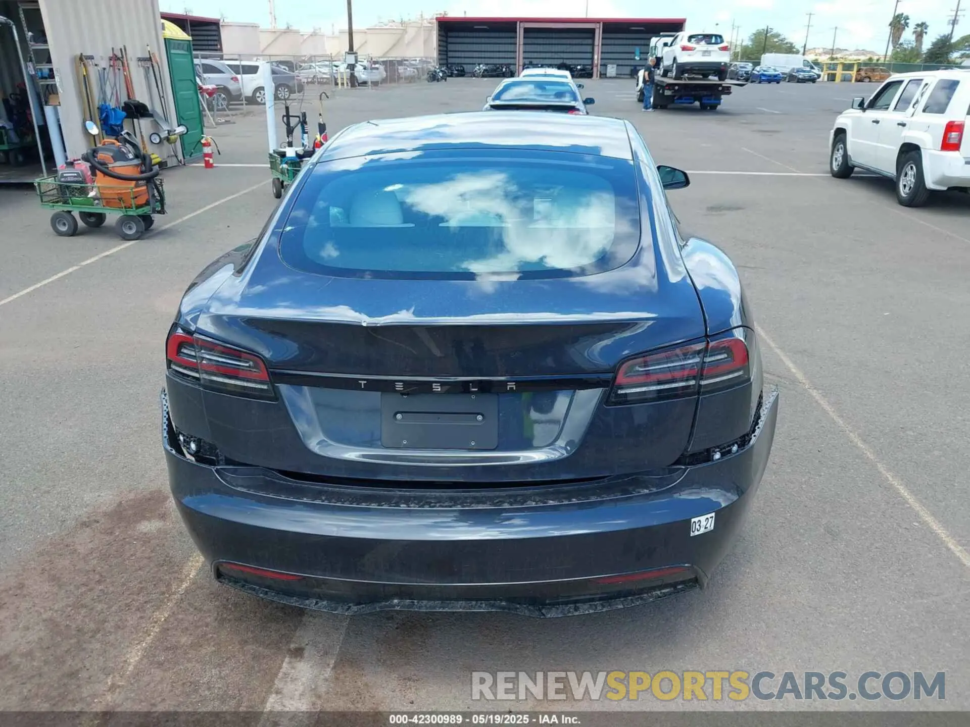 16 fotografías del automóvil dañado 5YJSA1E51SF548612 TESLA MODEL S 2025