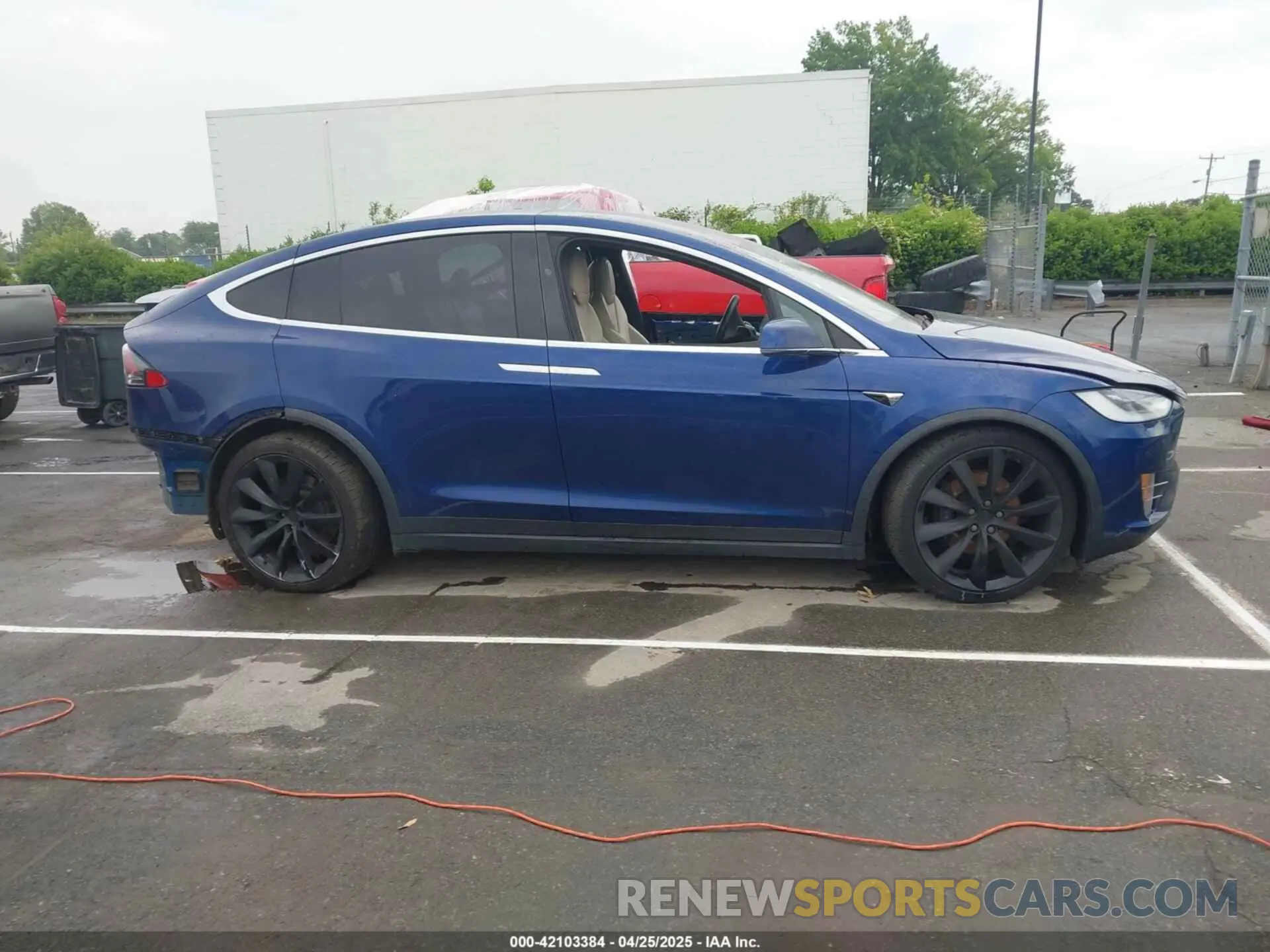 14 fotografías del automóvil dañado 5YJXCAE21KF196699 TESLA MODEL X 2019