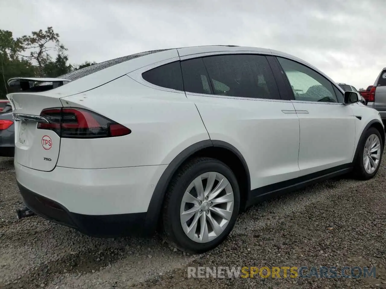 3 fotografías del automóvil dañado 5YJXCAE26KF140032 TESLA MODEL X 2019