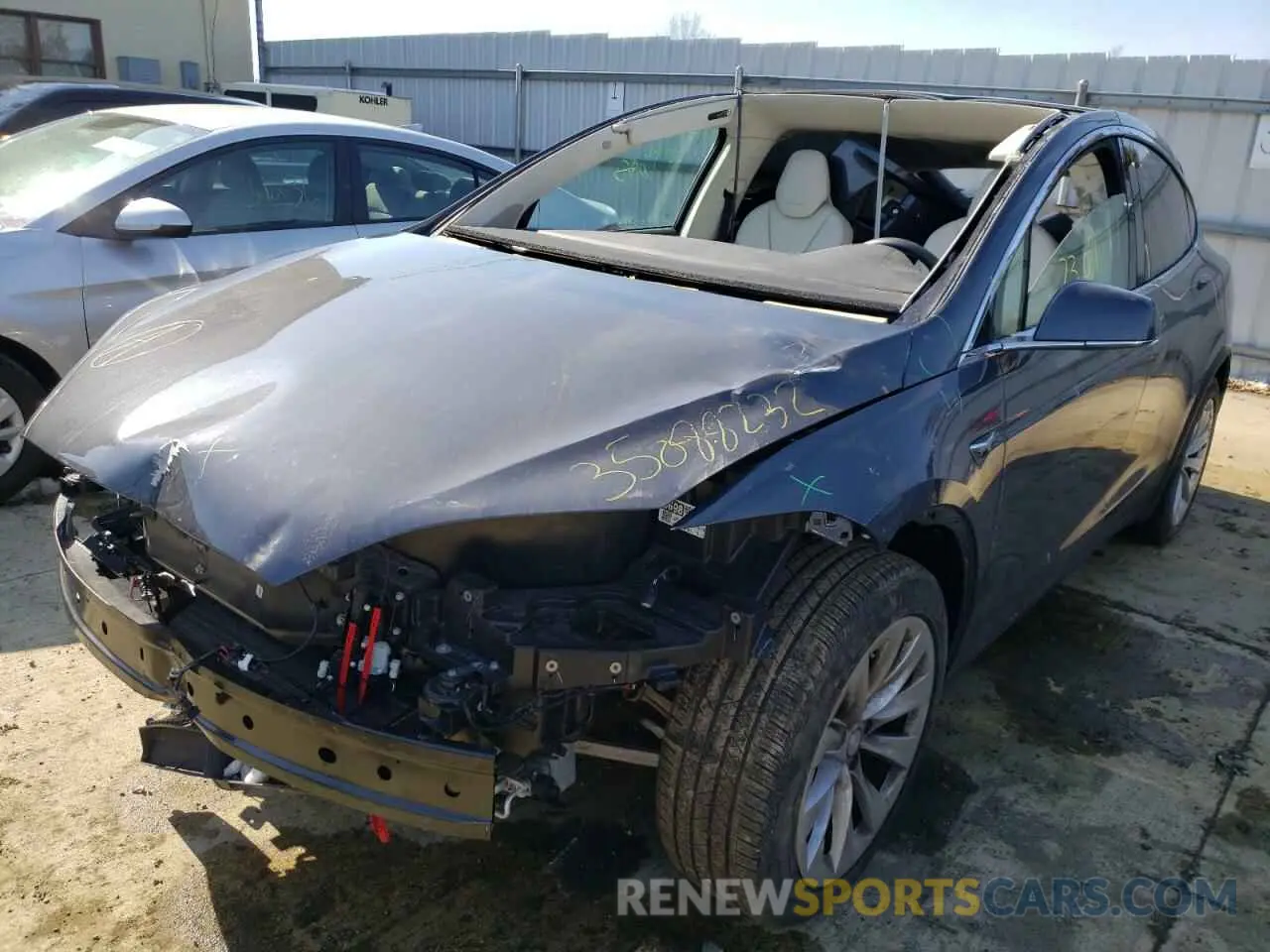 2 fotografías del automóvil dañado 5YJXCAE27KF185769 TESLA MODEL X 2019