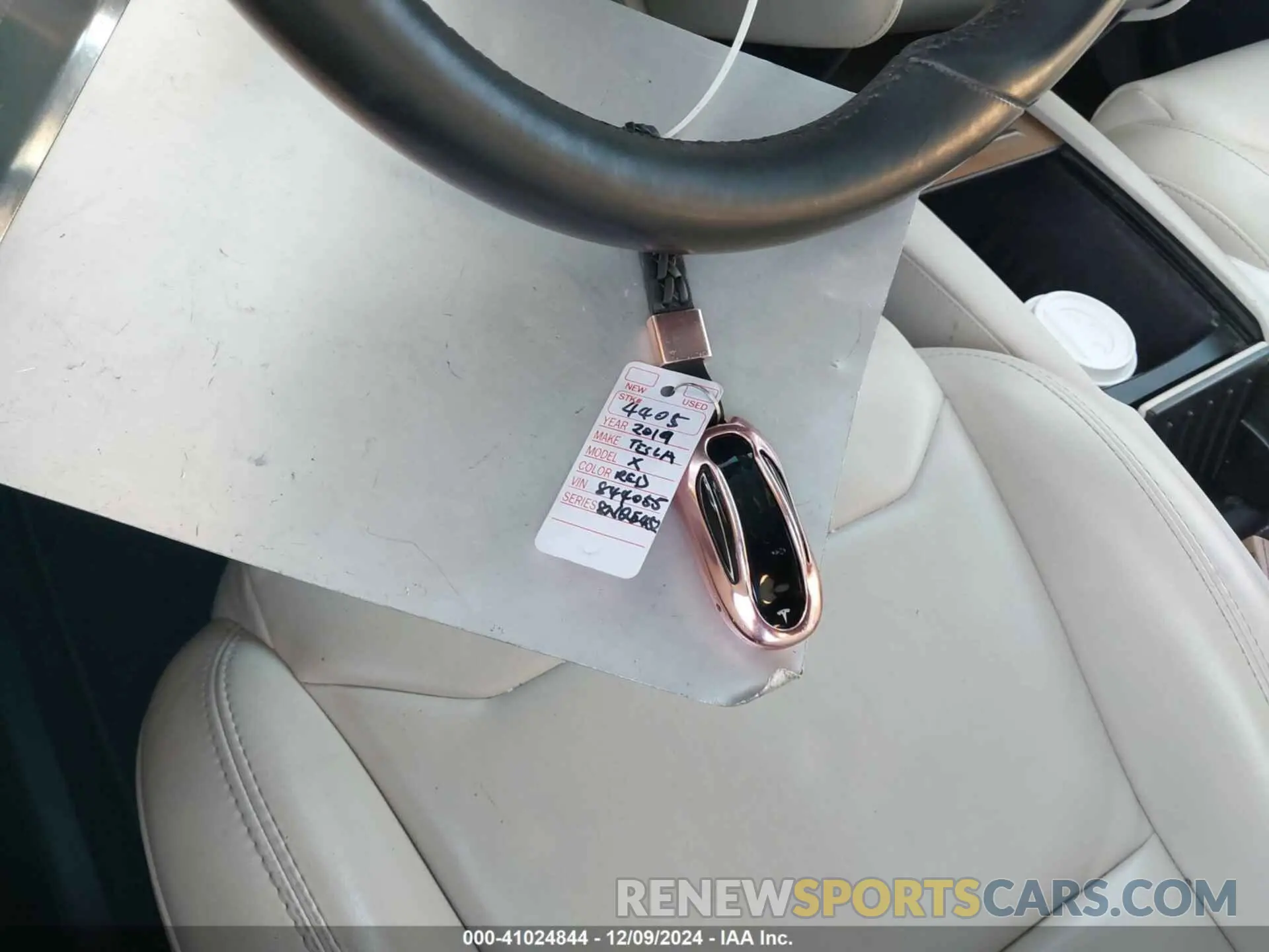 11 fotografías del automóvil dañado 5YJXCAE29KF191427 TESLA MODEL X 2019