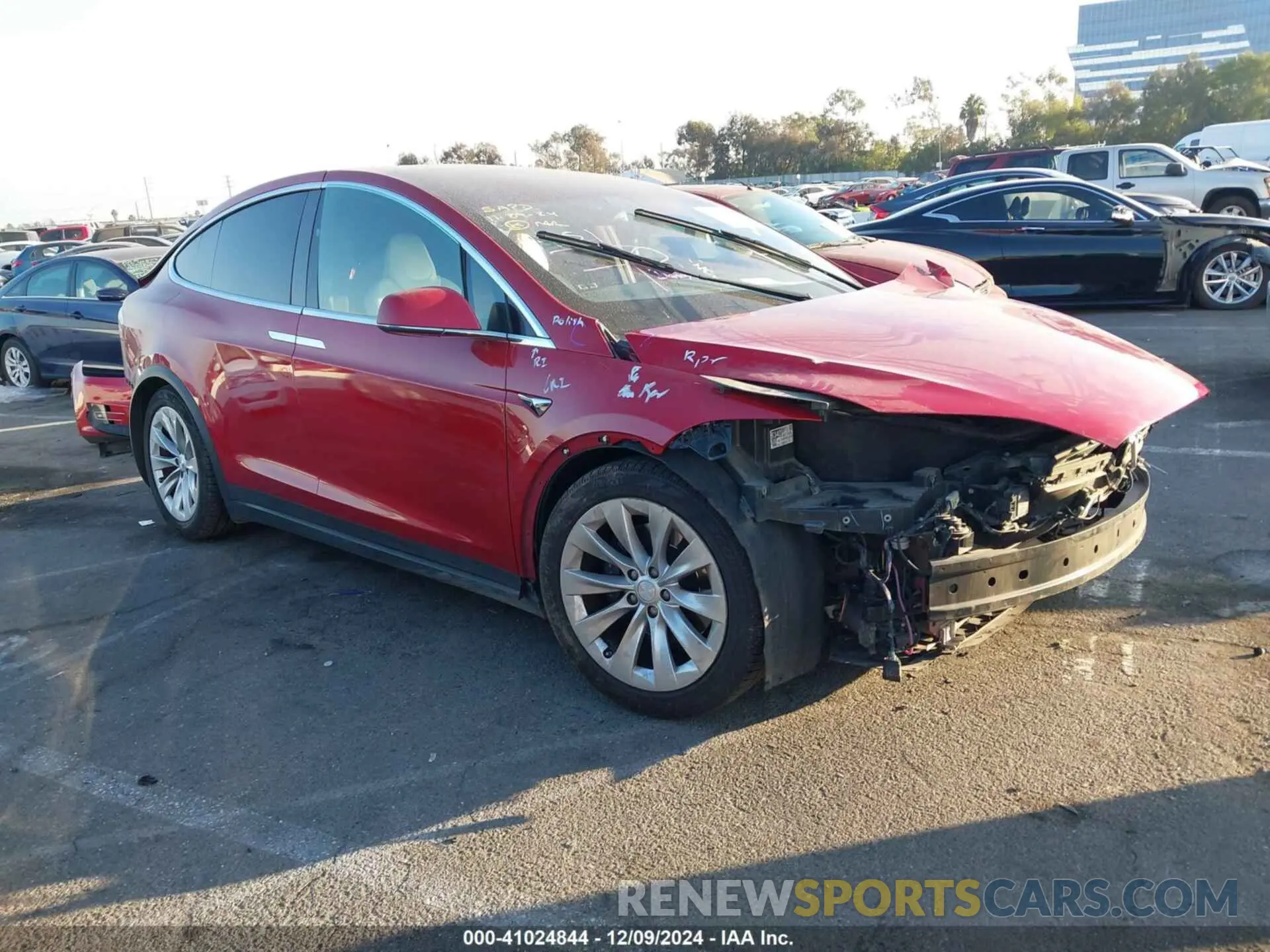 14 fotografías del automóvil dañado 5YJXCAE29KF191427 TESLA MODEL X 2019