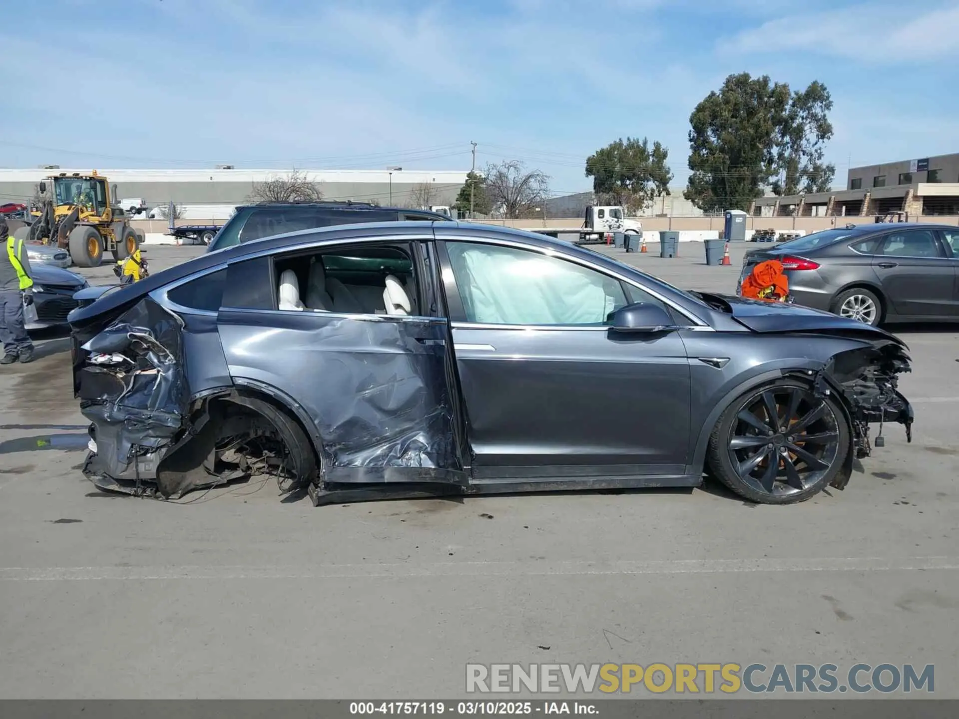 12 fotografías del automóvil dañado 5YJXCBE23KF183801 TESLA MODEL X 2019