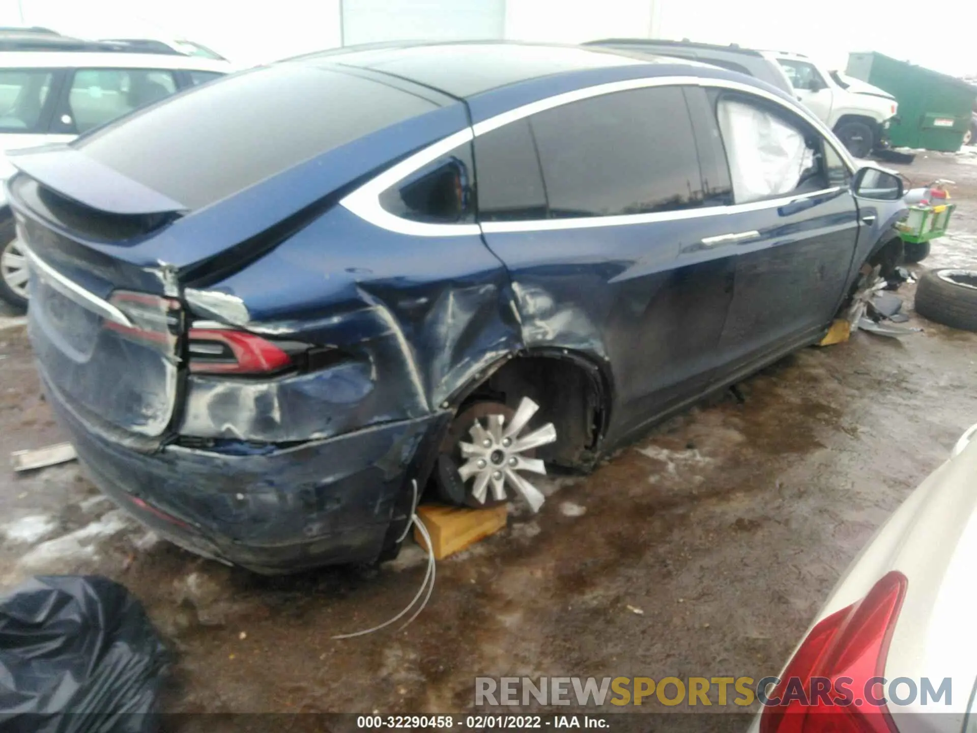 4 fotografías del automóvil dañado 5YJXCBE26KF153899 TESLA MODEL X 2019