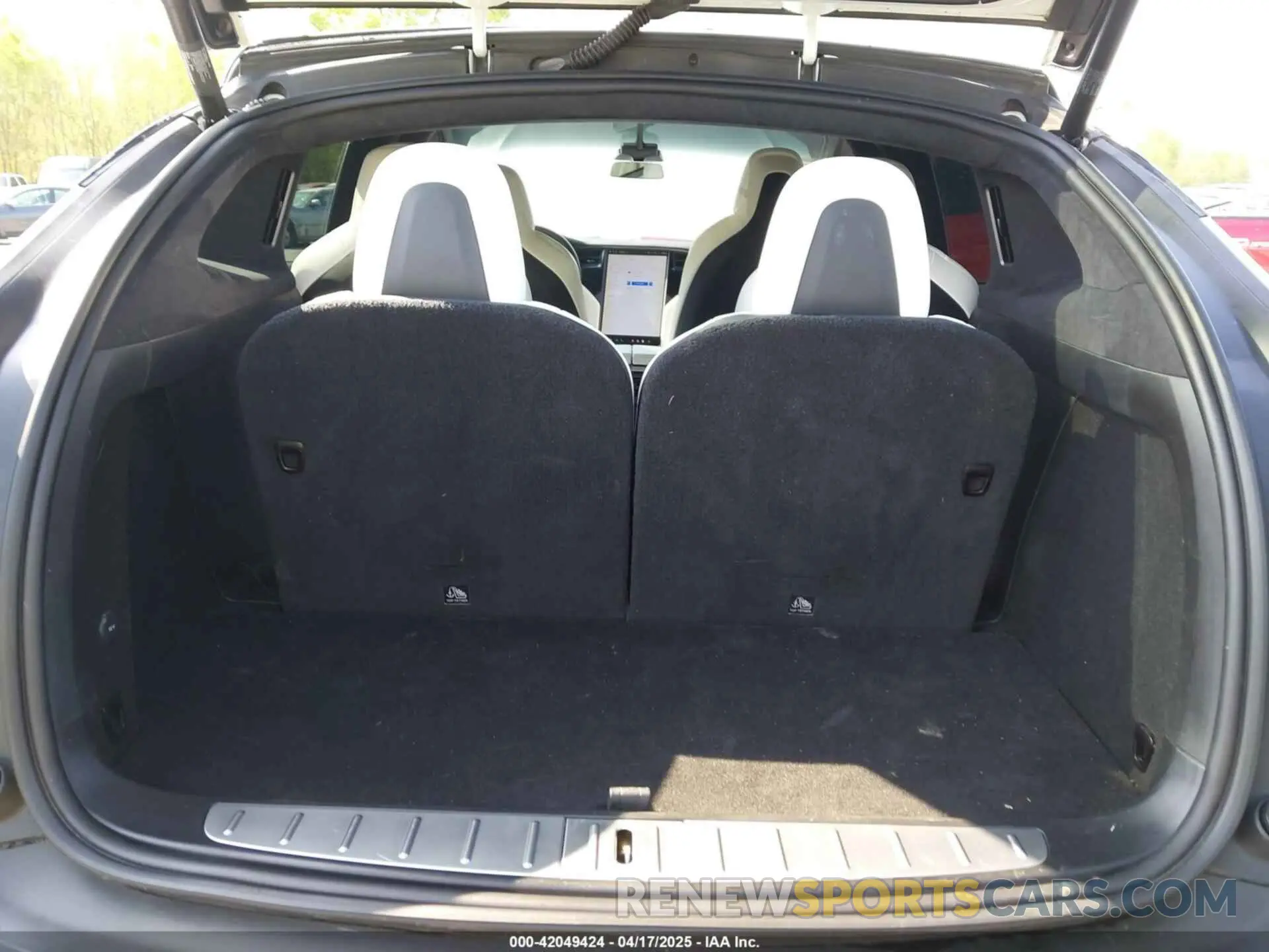 19 fotografías del automóvil dañado 5YJXCBE27KF150381 TESLA MODEL X 2019