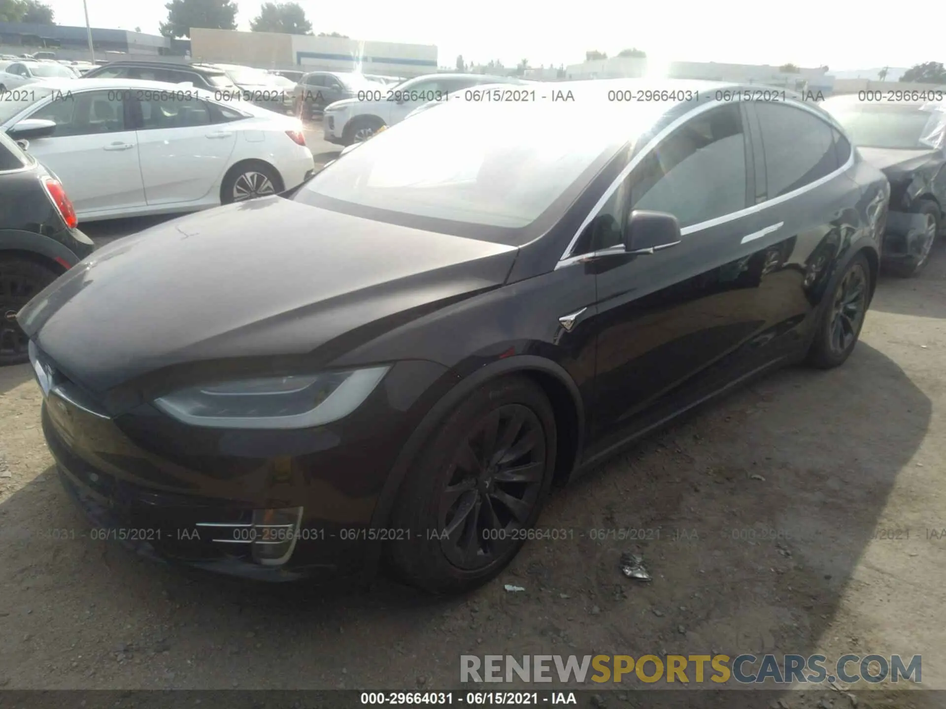 2 fotografías del automóvil dañado 5YJXCBE28KF141639 TESLA MODEL X 2019