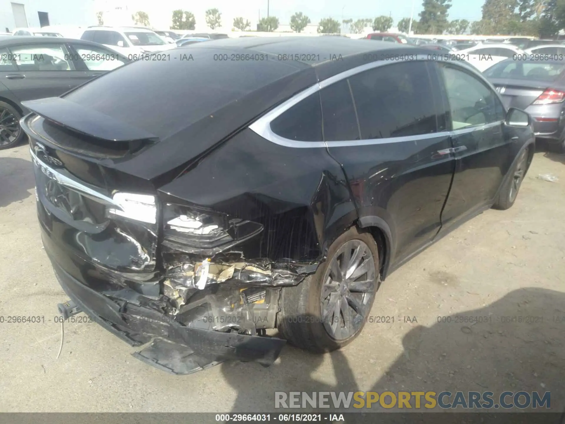 4 fotografías del automóvil dañado 5YJXCBE28KF141639 TESLA MODEL X 2019