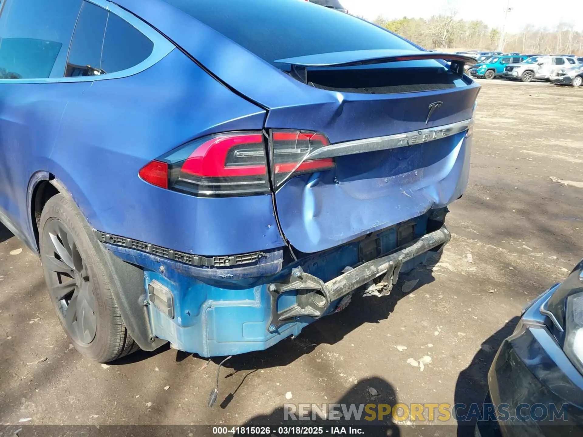 6 fotografías del automóvil dañado 5YJXCBE28KF186404 TESLA MODEL X 2019