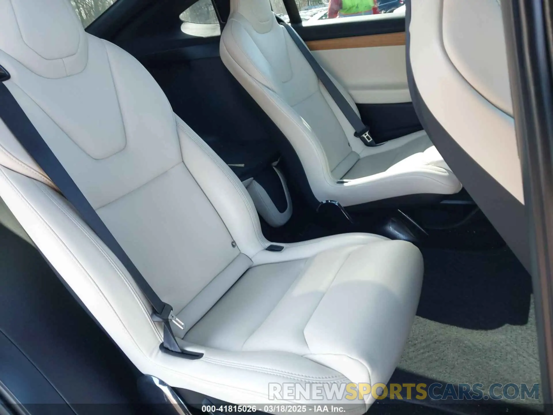 8 fotografías del automóvil dañado 5YJXCBE28KF186404 TESLA MODEL X 2019