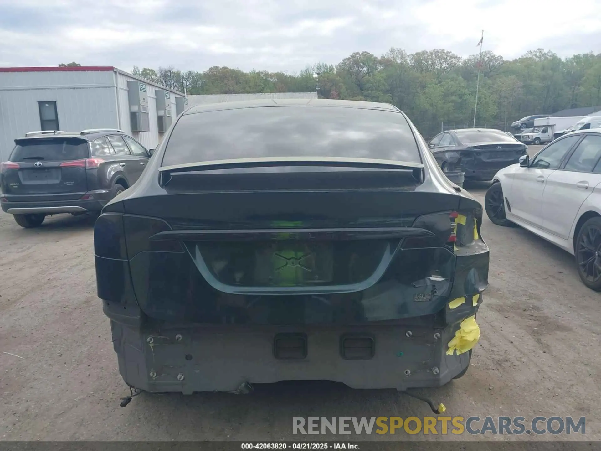 15 fotografías del automóvil dañado 5YJXCBE28KF192171 TESLA MODEL X 2019