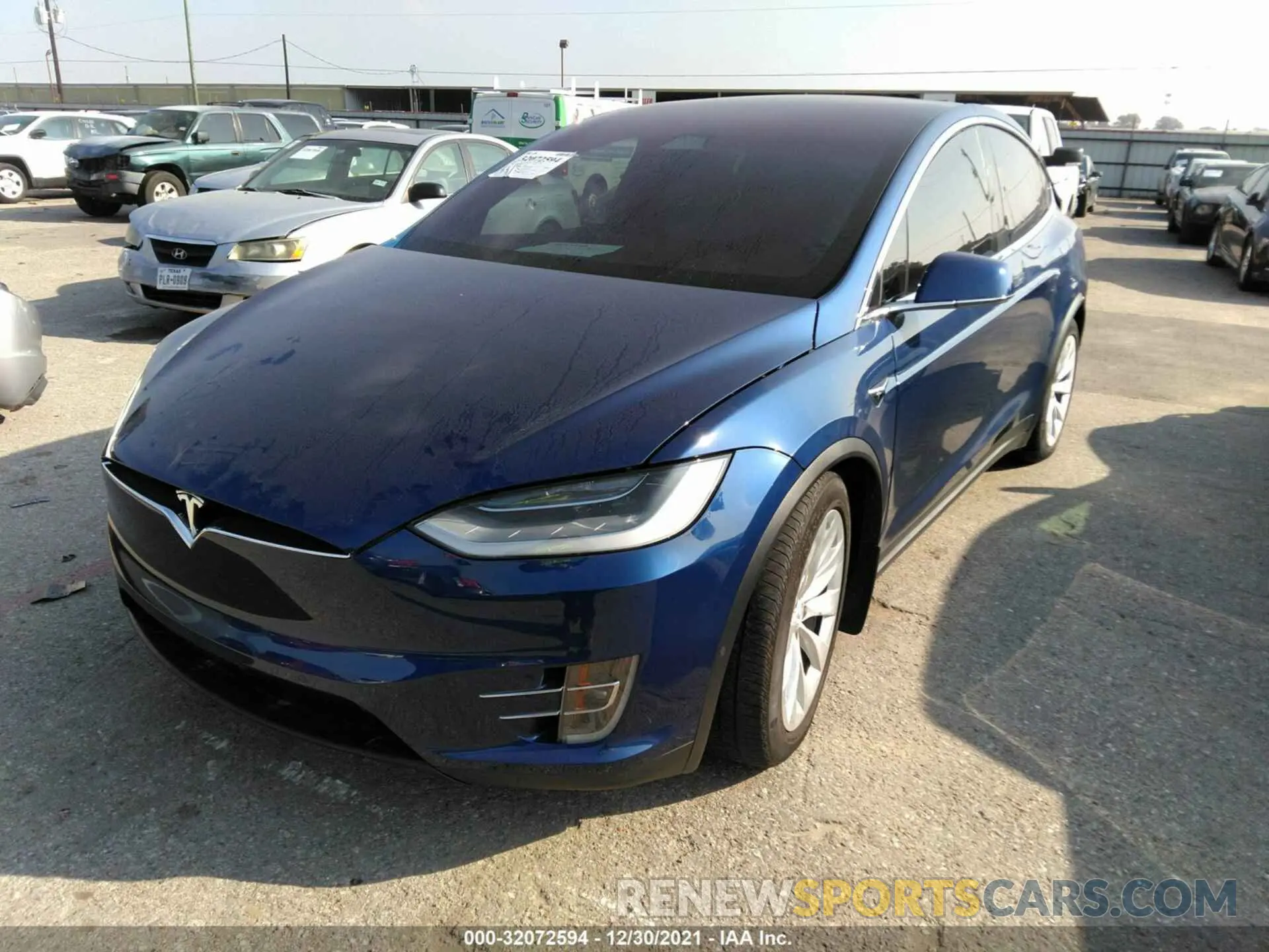 2 fotografías del automóvil dañado 5YJXCBE29KF213058 TESLA MODEL X 2019