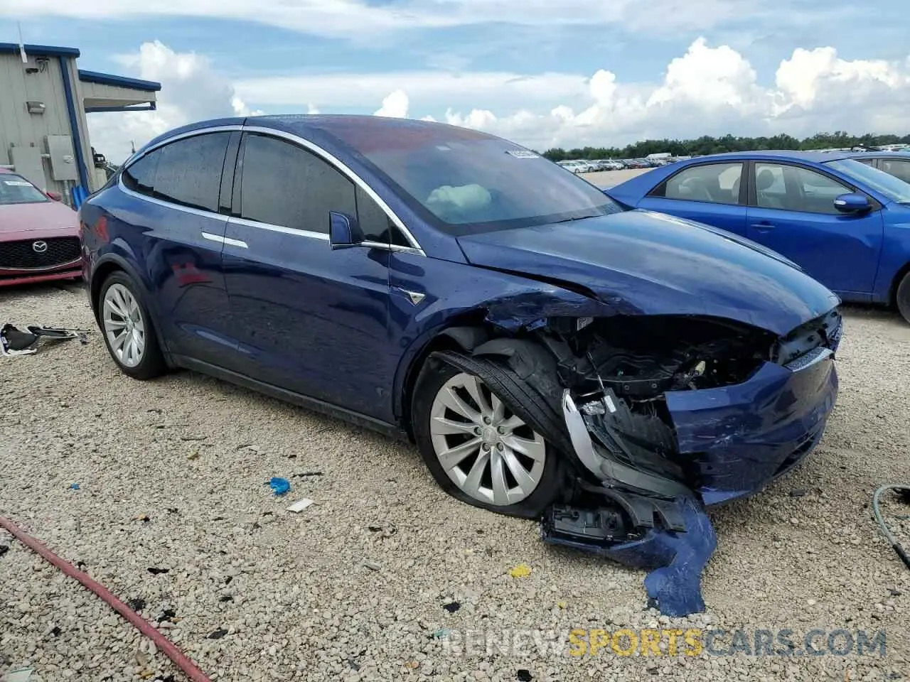 4 fotografías del automóvil dañado 5YJXCBE2XKF189904 TESLA MODEL X 2019