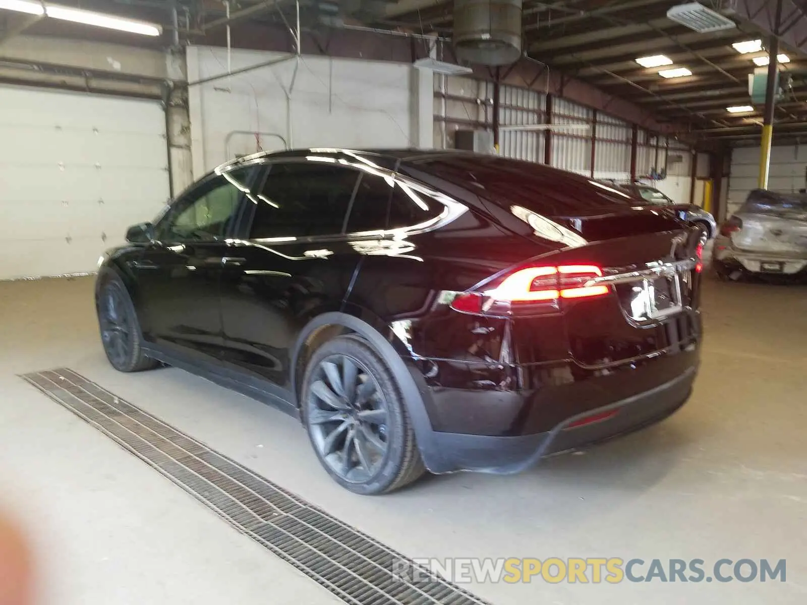 3 fotografías del automóvil dañado 5YJXCBE2XKF207270 TESLA MODEL X 2019