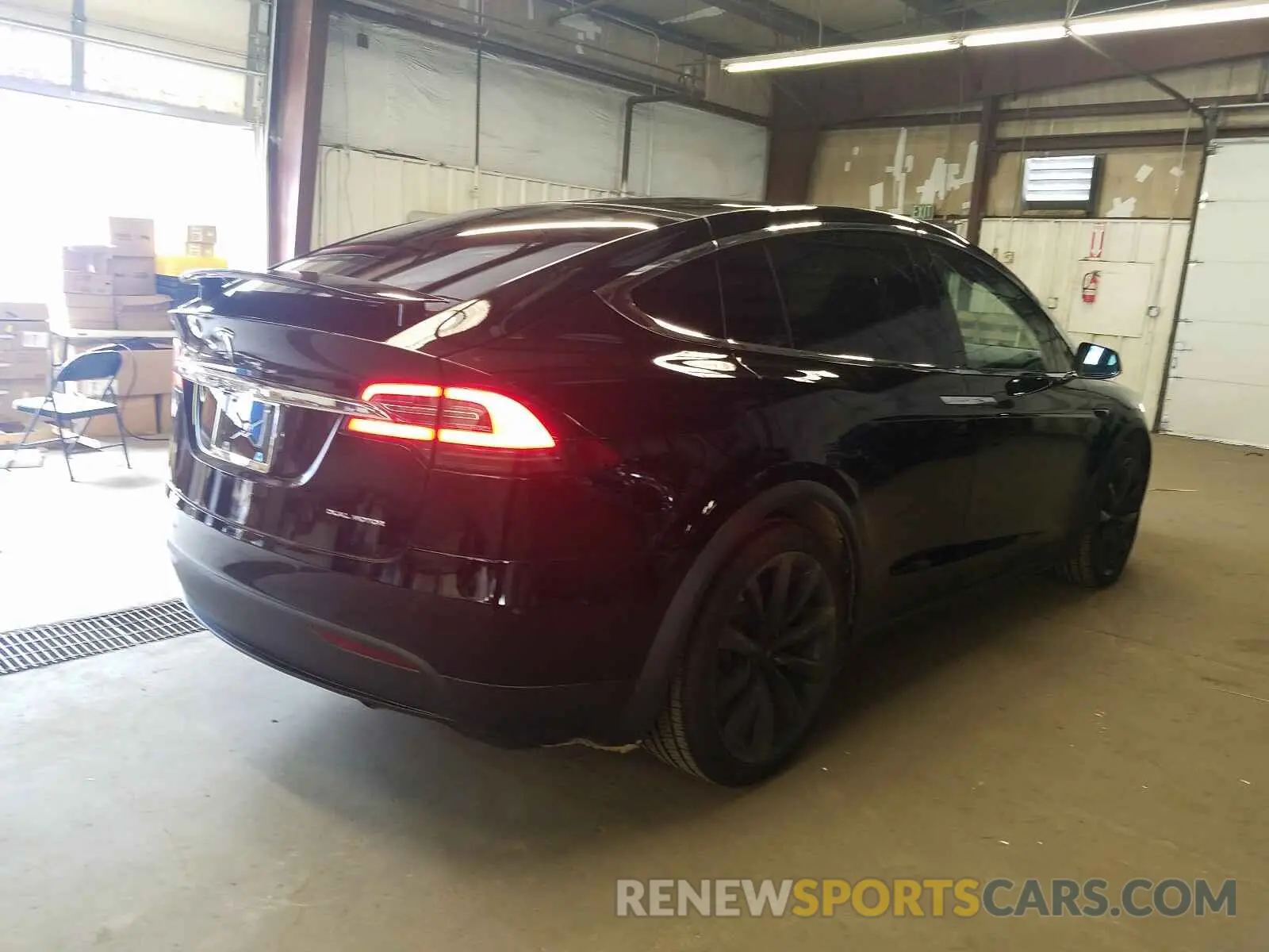 4 fotografías del automóvil dañado 5YJXCBE2XKF207270 TESLA MODEL X 2019